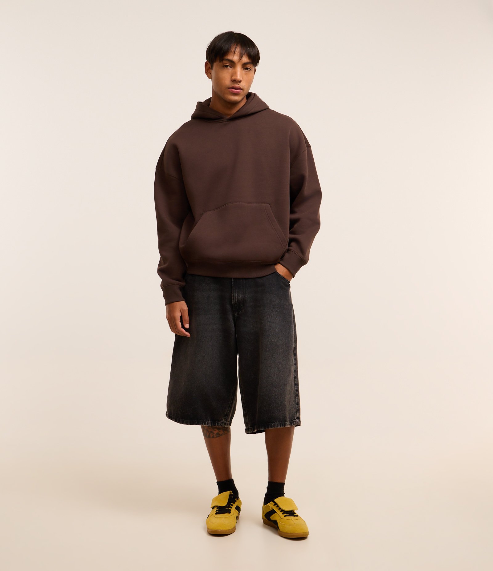 Casaco Boxy em Moletom com Felpa Liso Marrom 2