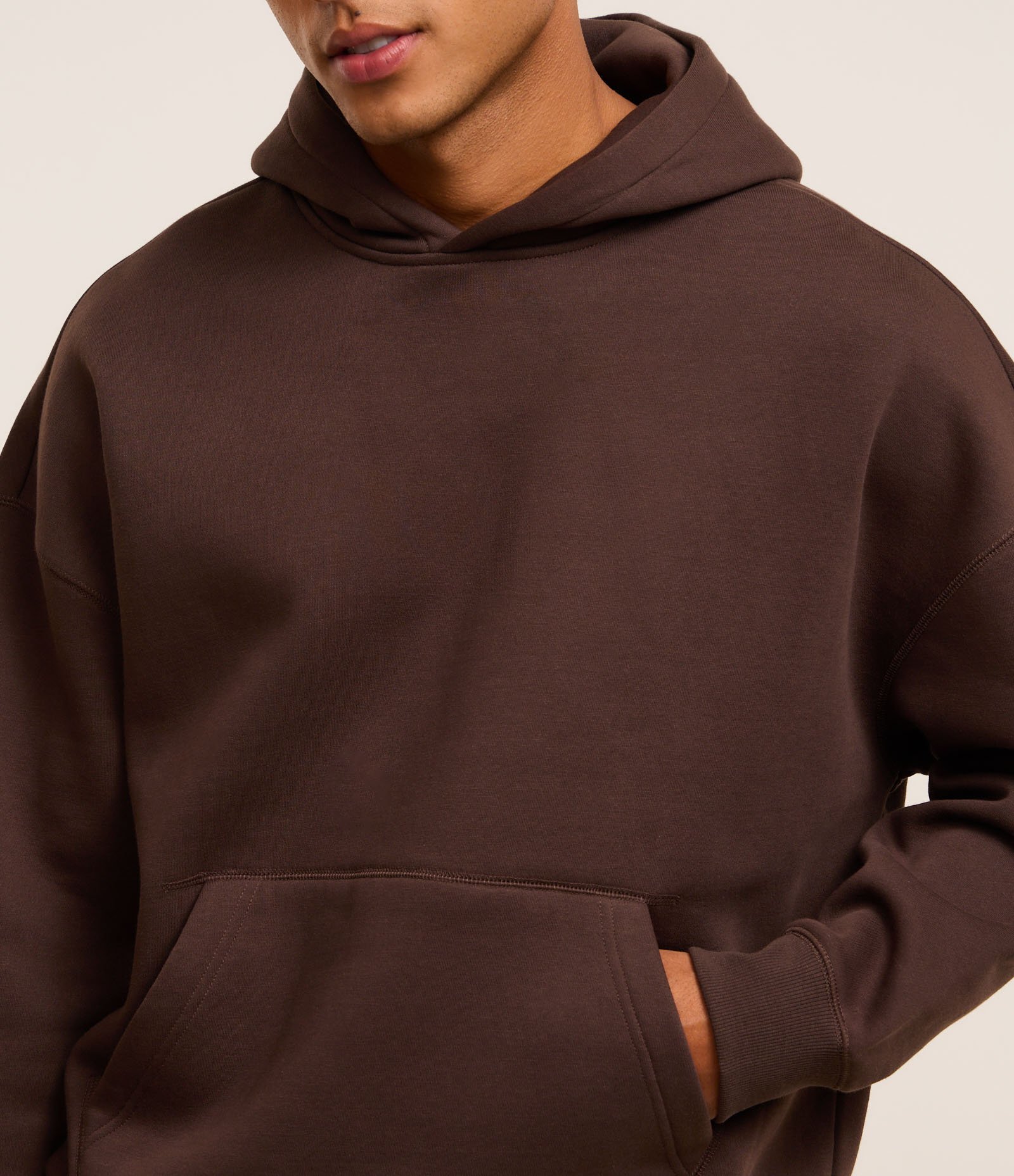 Casaco Boxy em Moletom com Felpa Liso Marrom 3