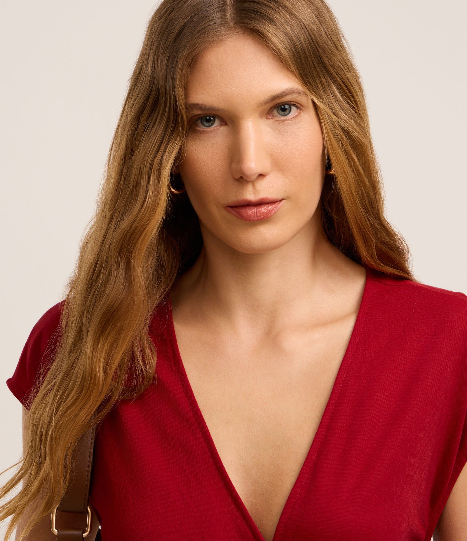 Macacão Longo em Piquet com Cinto e Fivela Tartaruga Vermelho 4