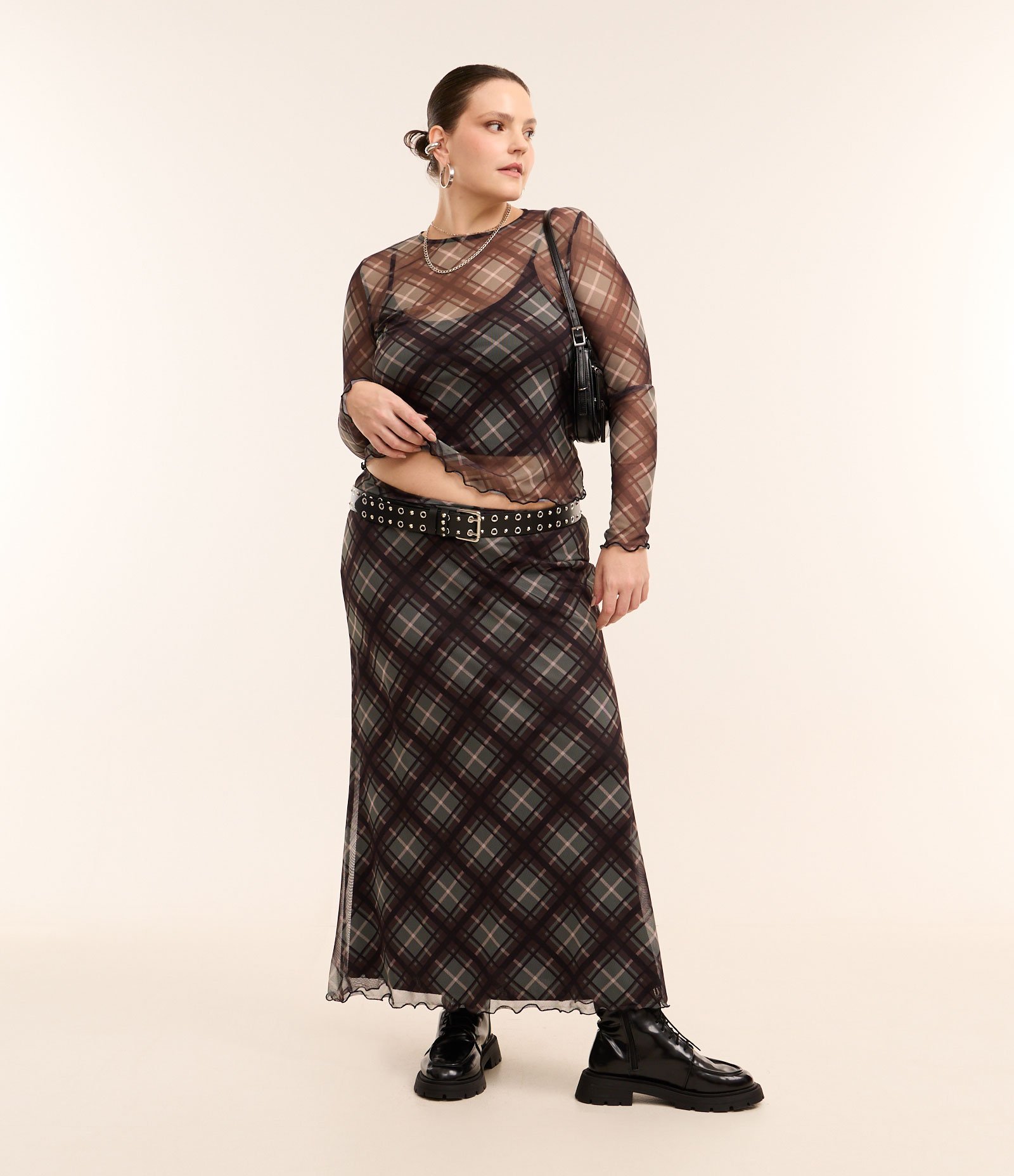 Saia Midi em Tule com Estampa Xadrez Curve & Plus Size Verde 1