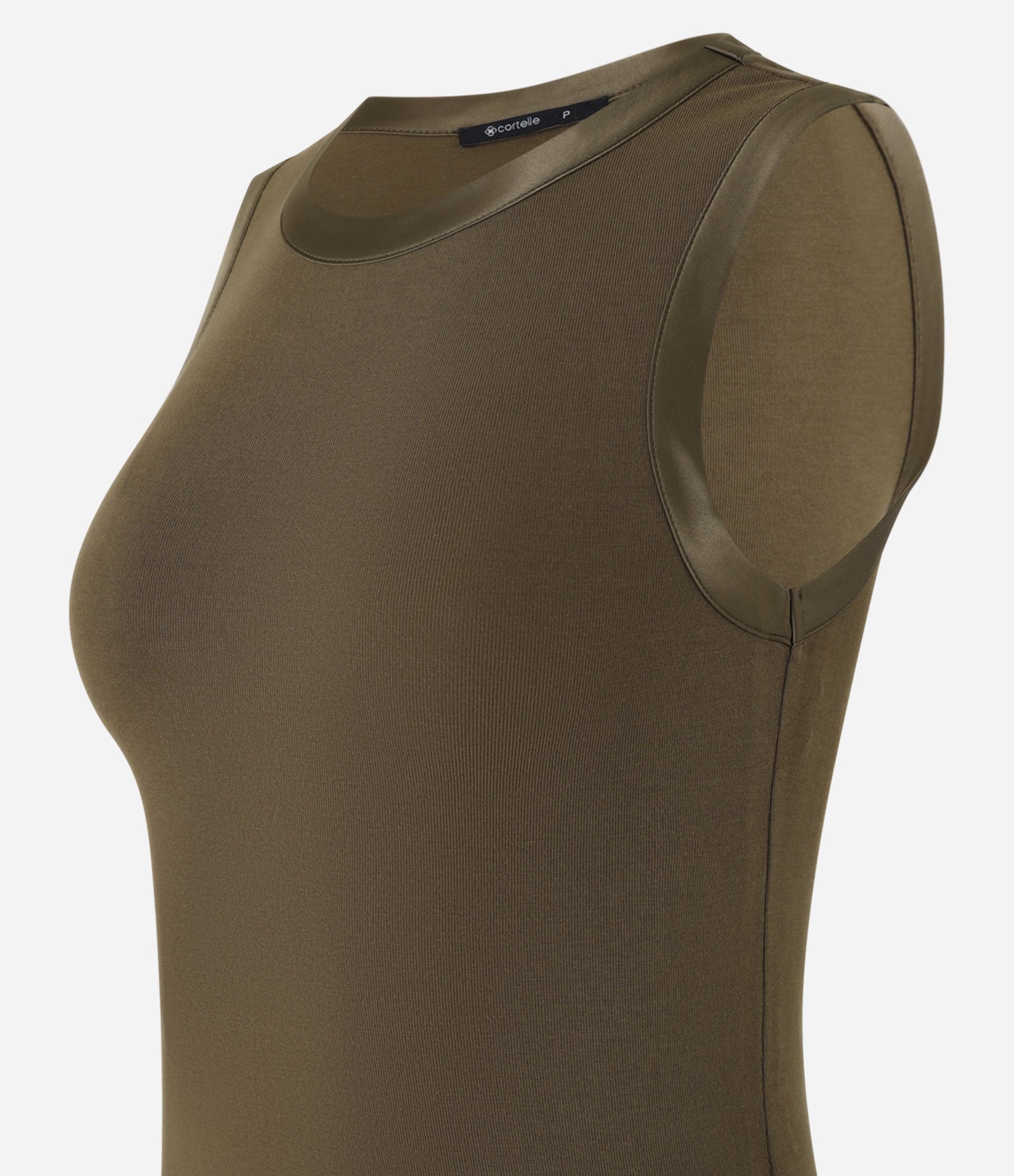 Blusa em Viscose com Cava Acetinada Castanho Escuro 6