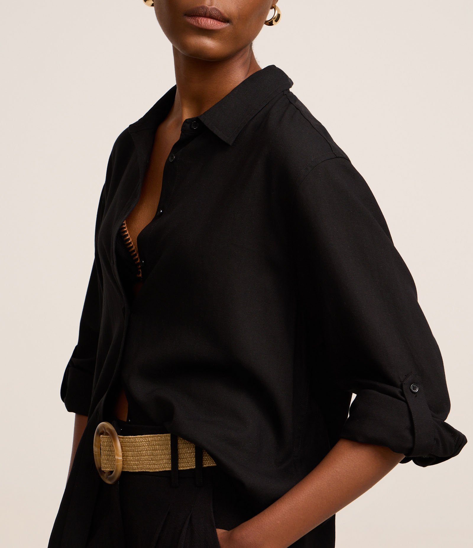 Camisa Viscolinho com Abotoamento Frontal Preto 5