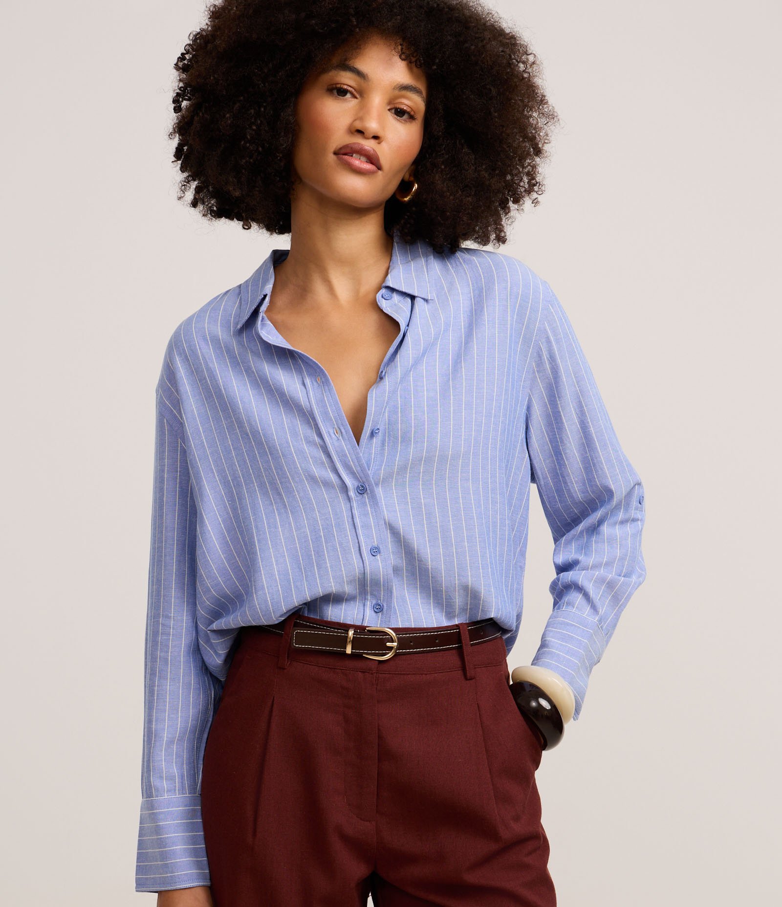 Camisa Listrada em Viscolinho com Fio Tinto Azul 1