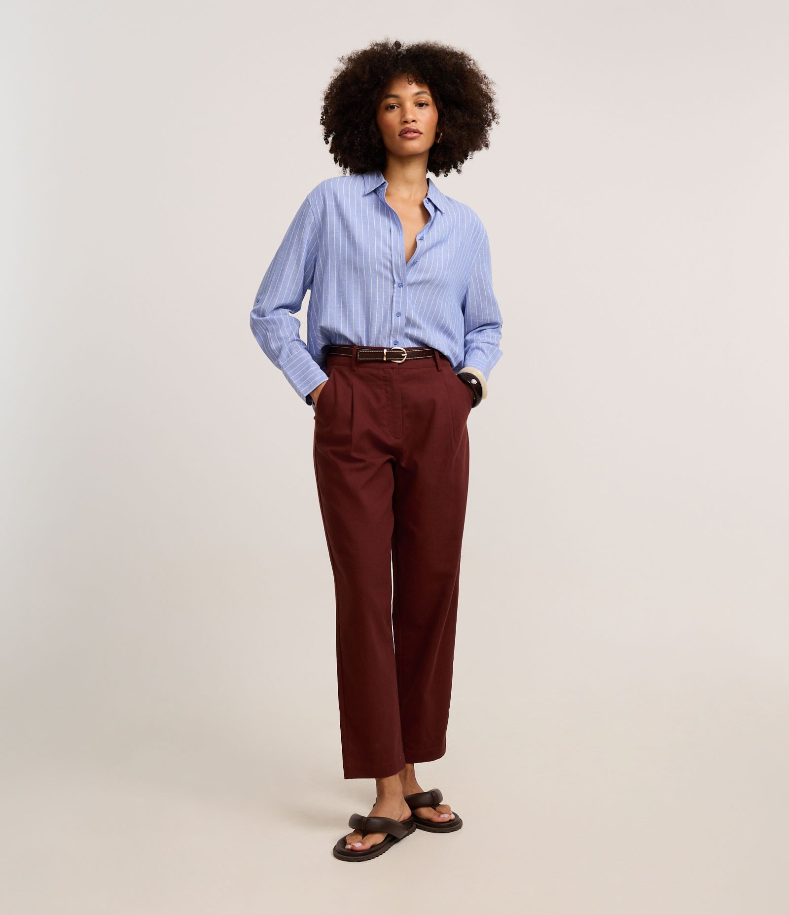 Camisa Listrada em Viscolinho com Fio Tinto Azul 2