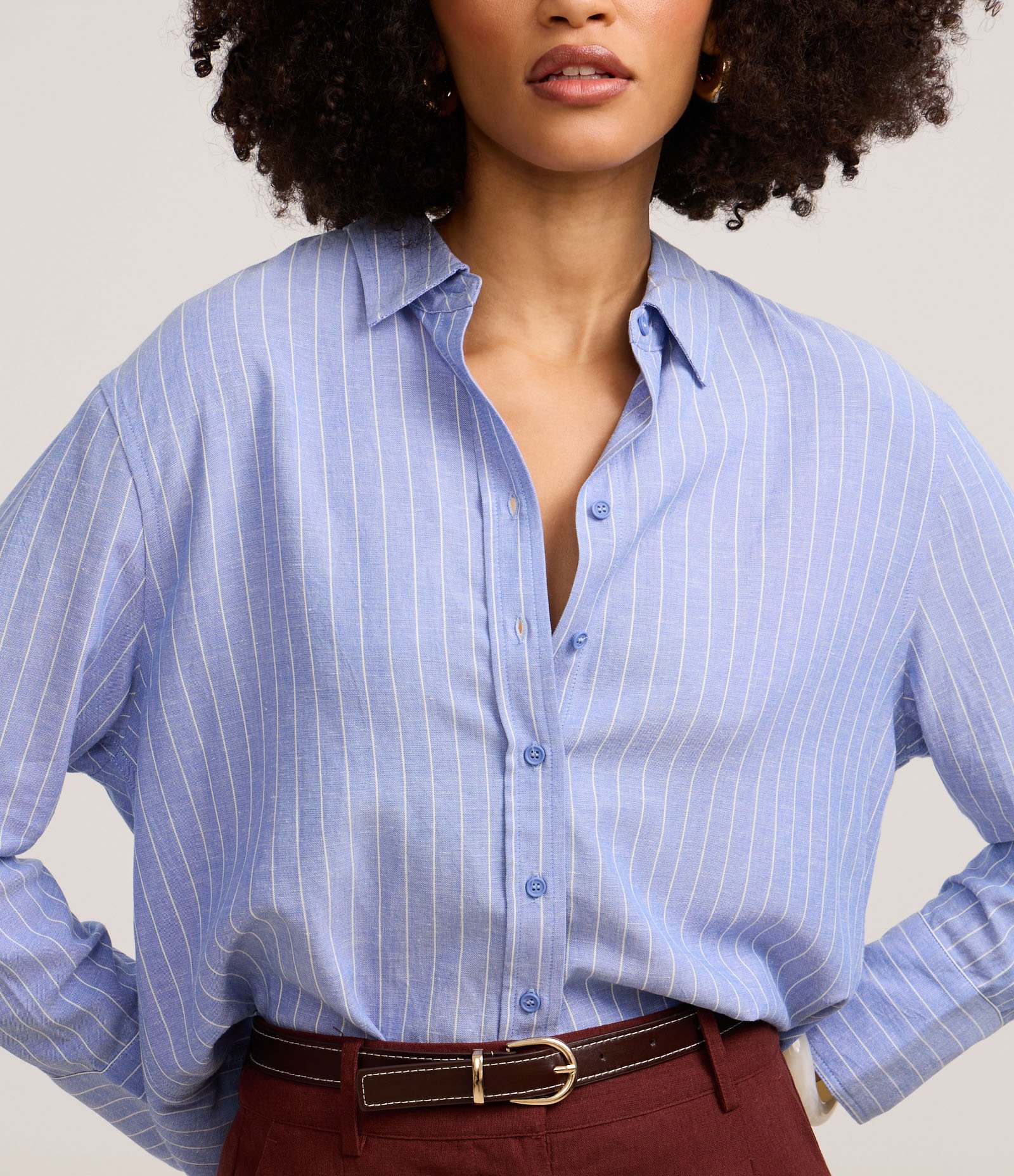 Camisa Listrada em Viscolinho com Fio Tinto Azul 4