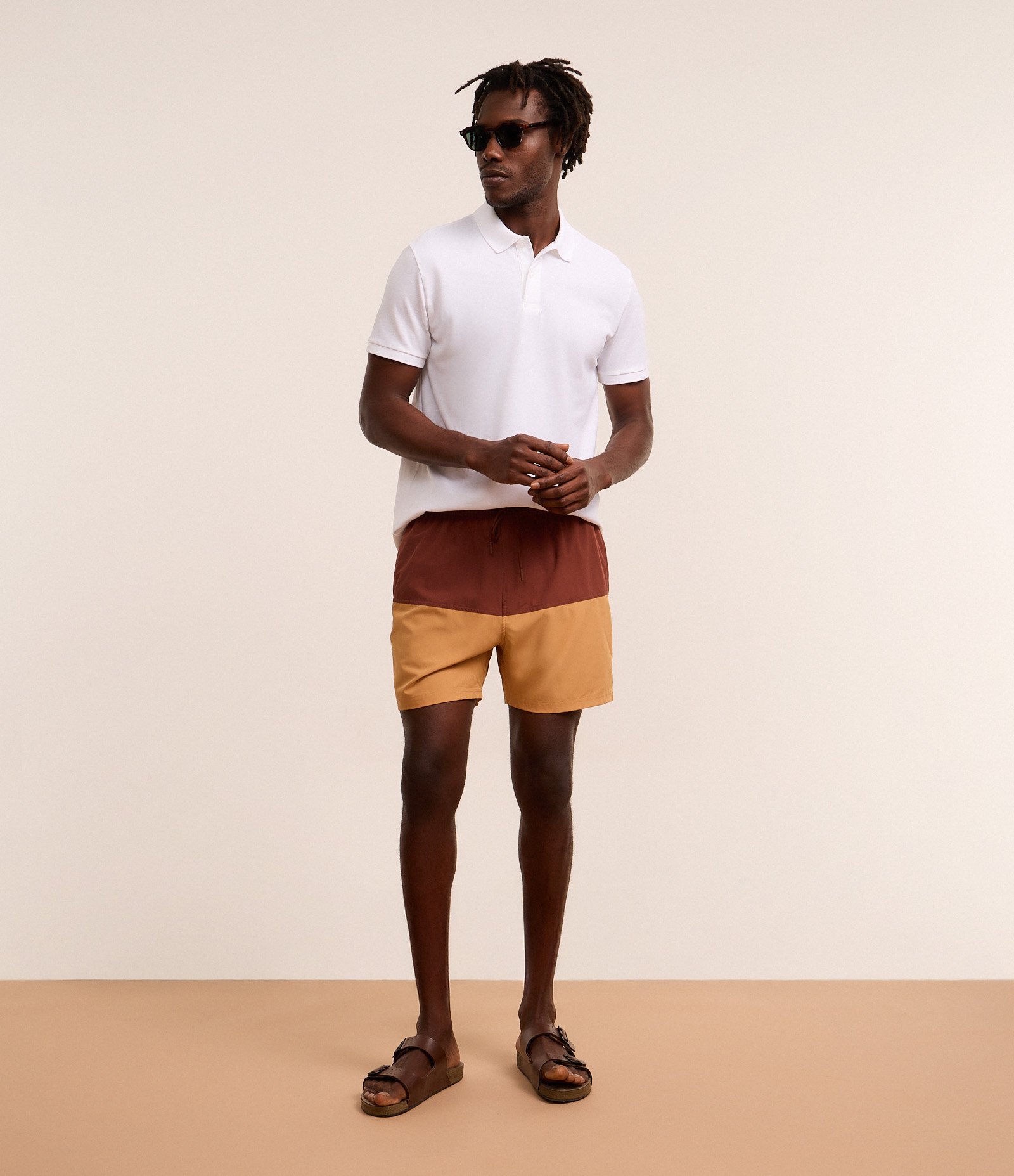 Bermuda em Ripstop com Bolso com Zíper e Estampa Bicolor Vermelho/Amarelo 1