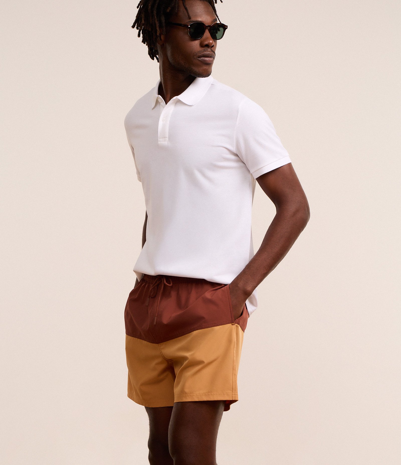 Bermuda em Ripstop com Bolso com Zíper e Estampa Bicolor Vermelho/Amarelo 4