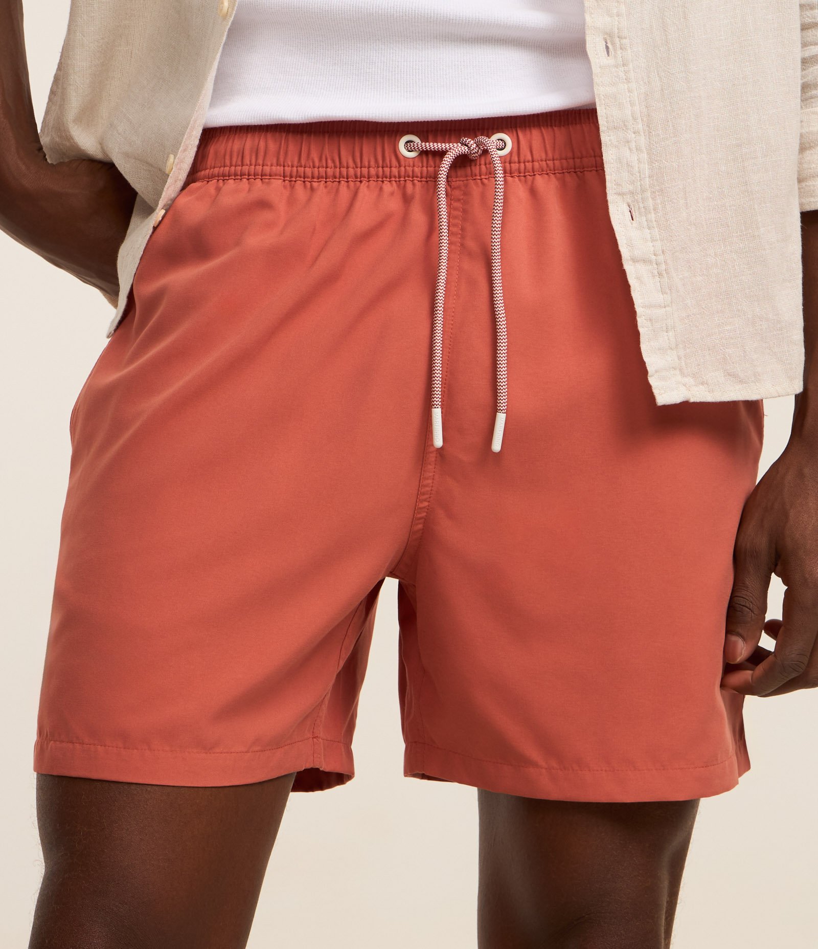 Bermuda de Banho em Peach Touch com Cós Elástico Marrom 2