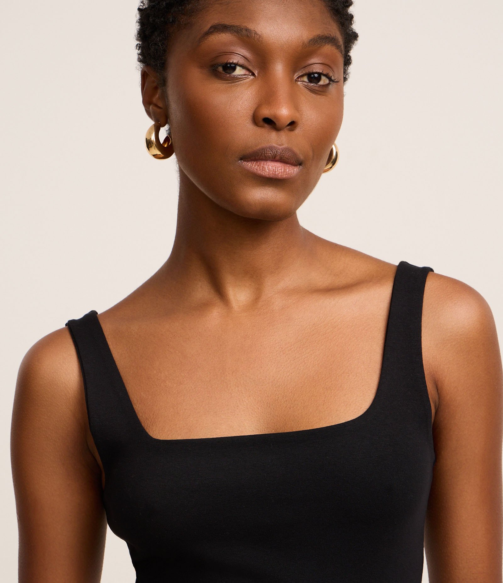 Blusa em Ribana com Decote Quadrada e Alça Larga Preto 3