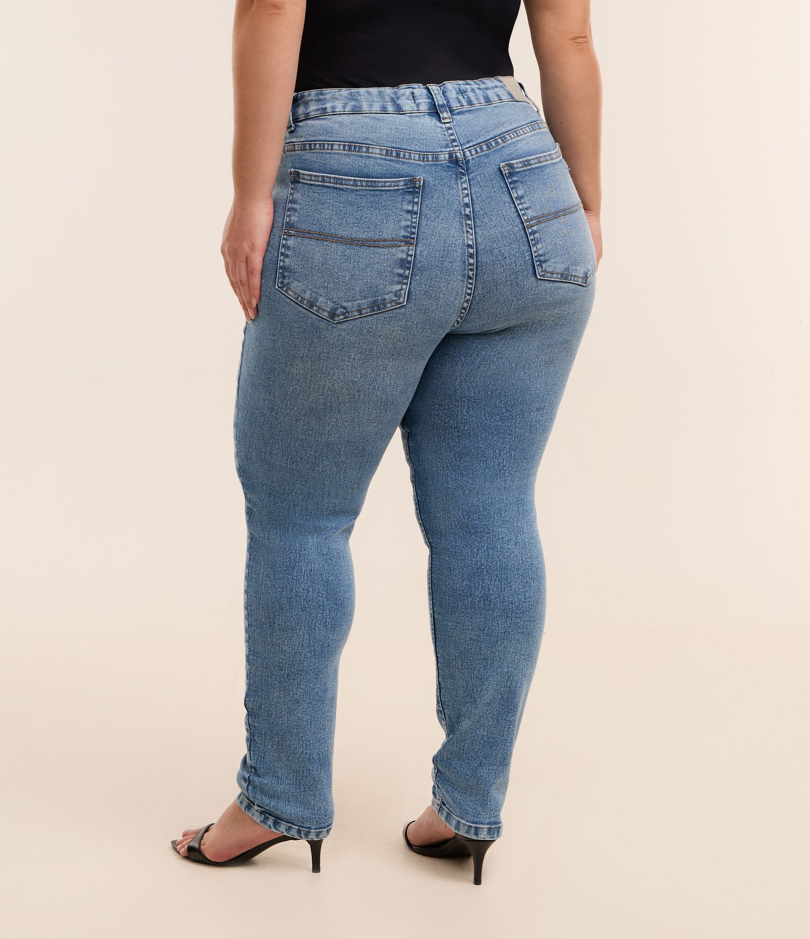 Calça Skinny em Jeans com Elastano Curve & Plus Size Azul 3