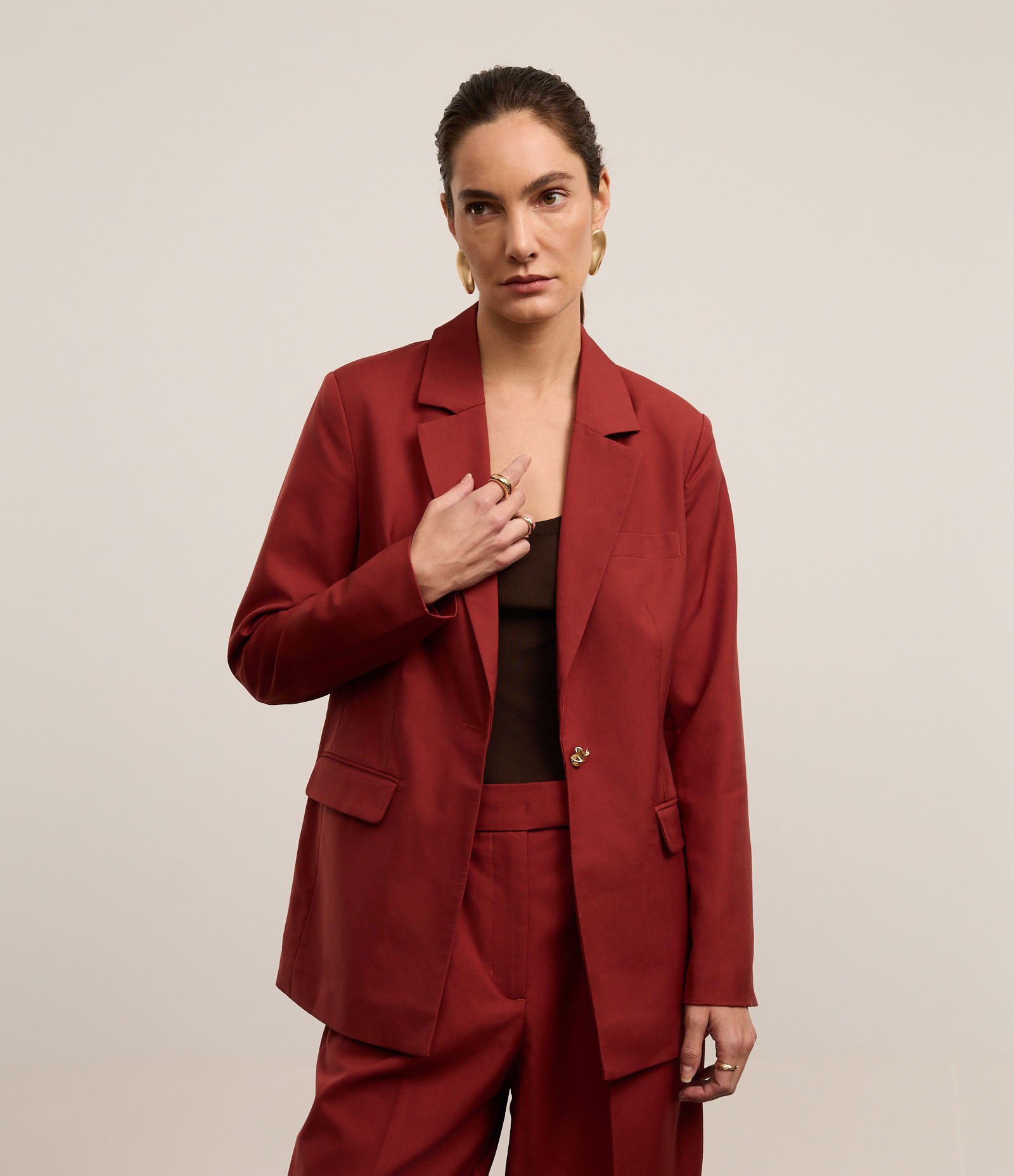 Blazer Boho Alfaiatado com Lapelas e Bolso no Peito Vermelho 3