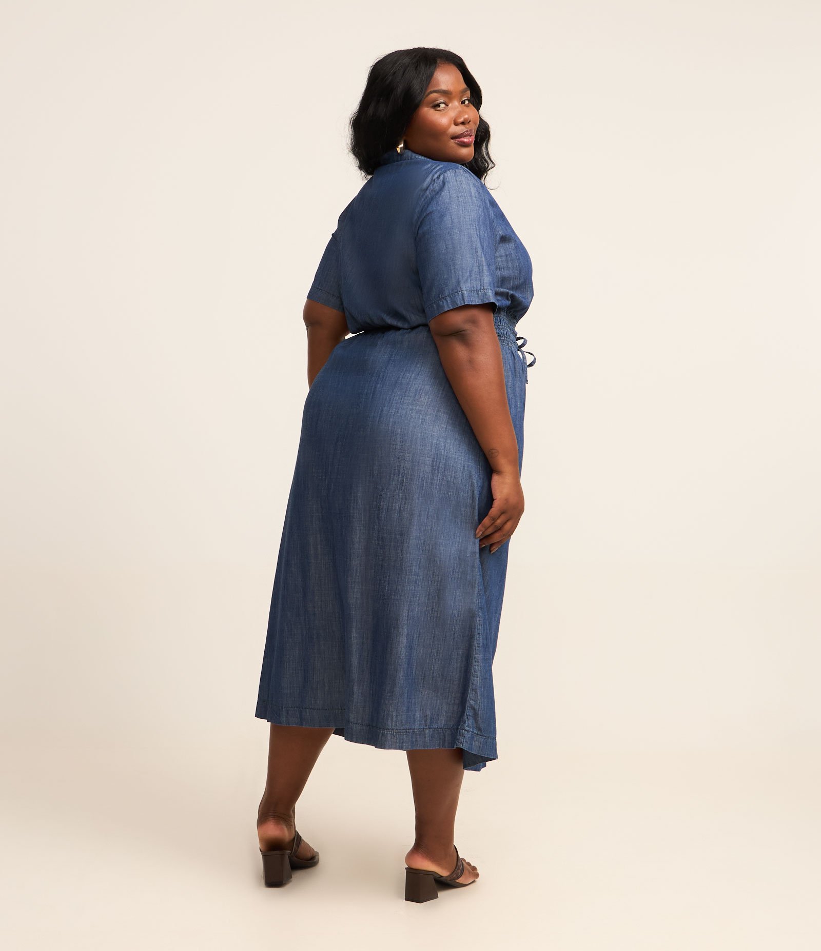 Vestido Chemise Midi em Jeans Curve & Plus Size Azul 3