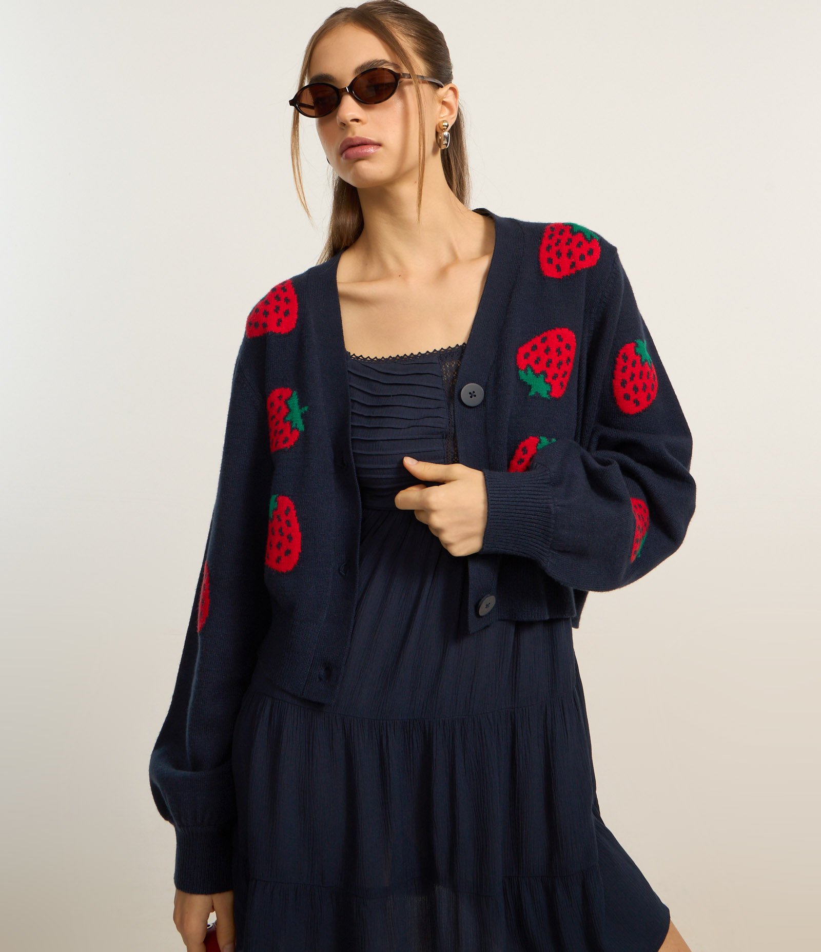 Cardigan Jacquard com Moranguinhos e Botões Frontais Azul Marinho 3