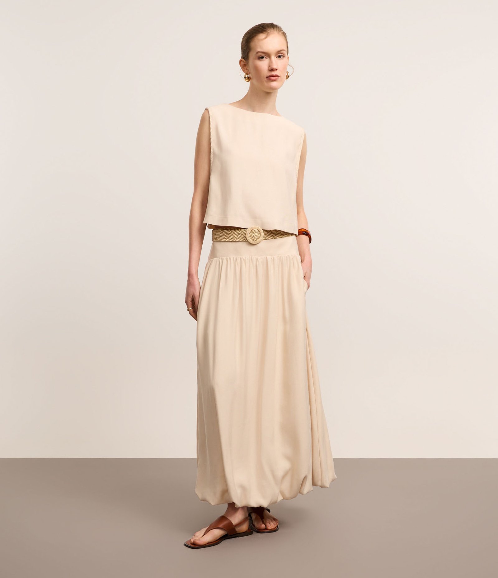 Saia Balonê Midi em Viscose Twill com Cinto de Ráfia Bege 1