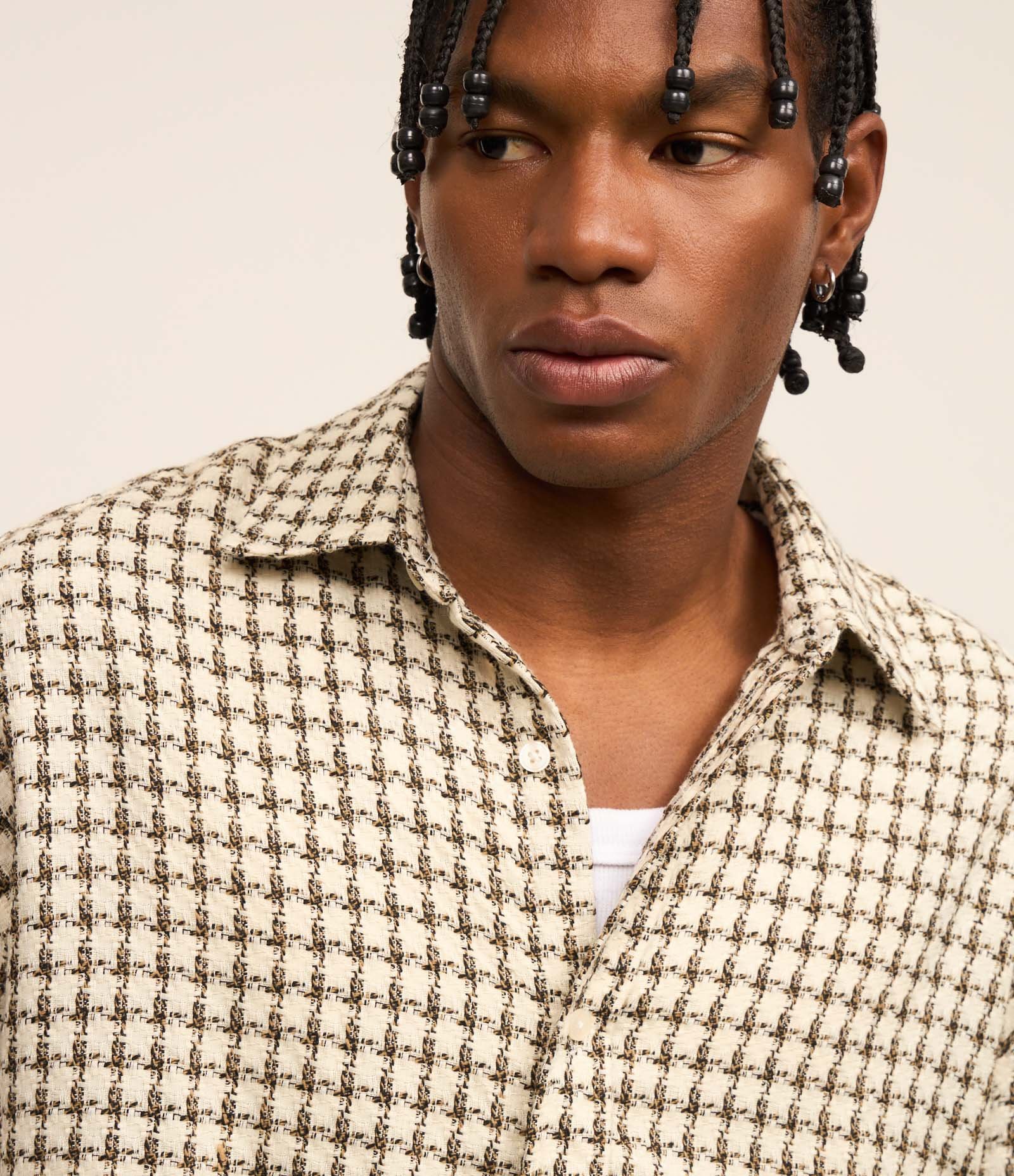 Camisa Oversized em Tweed com Estampa Xadrez Bege 5