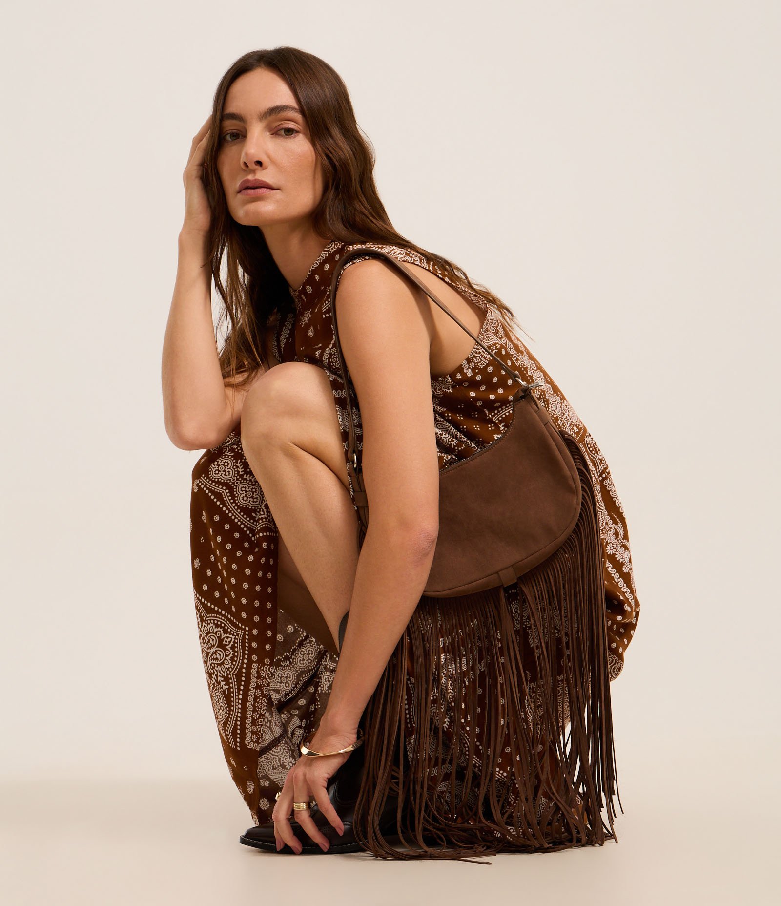 Vestido Midi em Viscose com Estampa Paisley Marrom 5