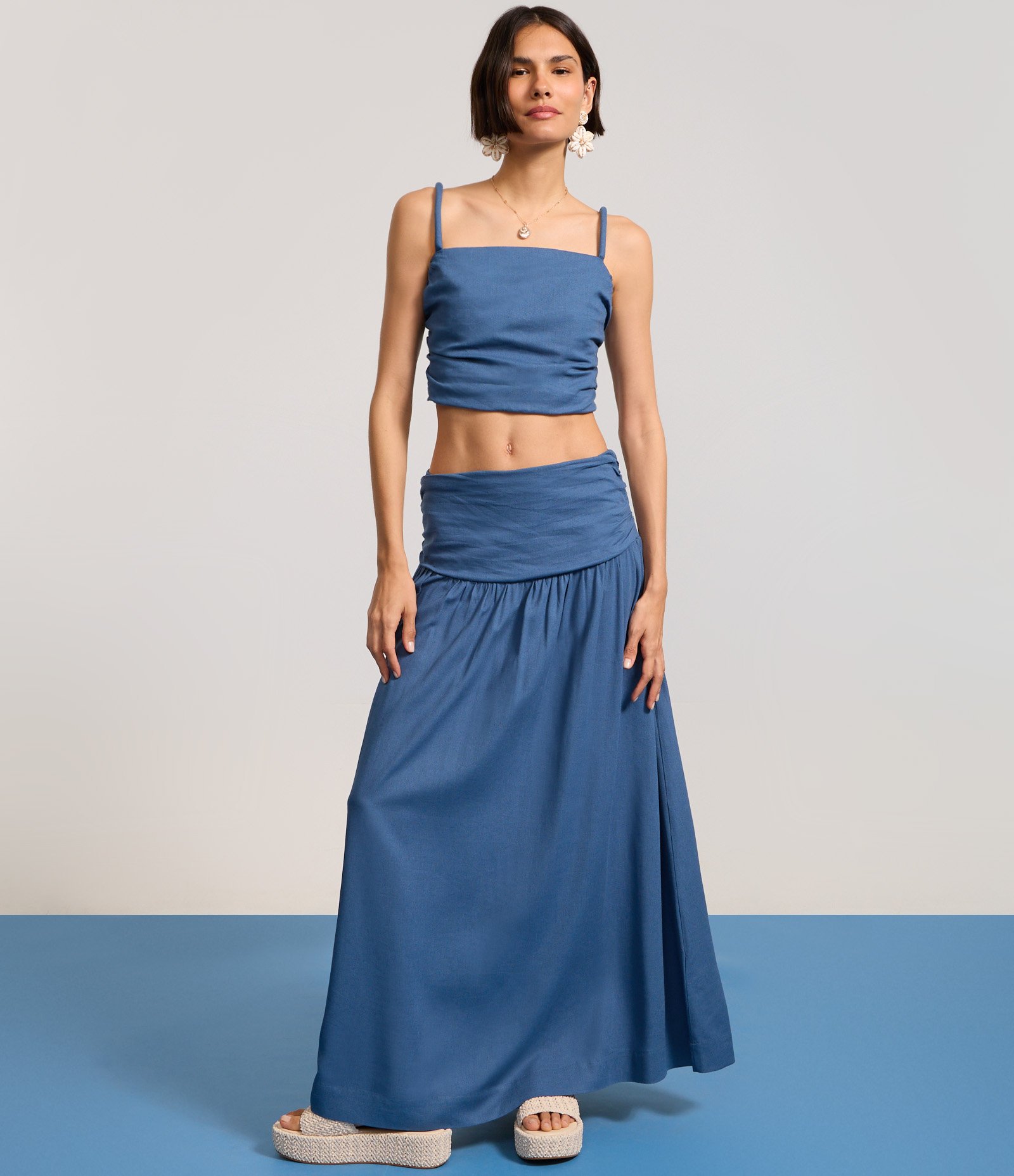 Saia New Midi em Viscose com Linho e Pregas Laterais Azul 5