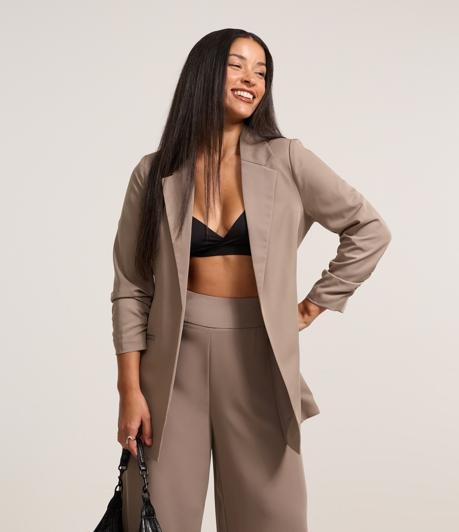 Blazer Alongado de Alfaiataria em Crepe com Franzido nas Mangas 1