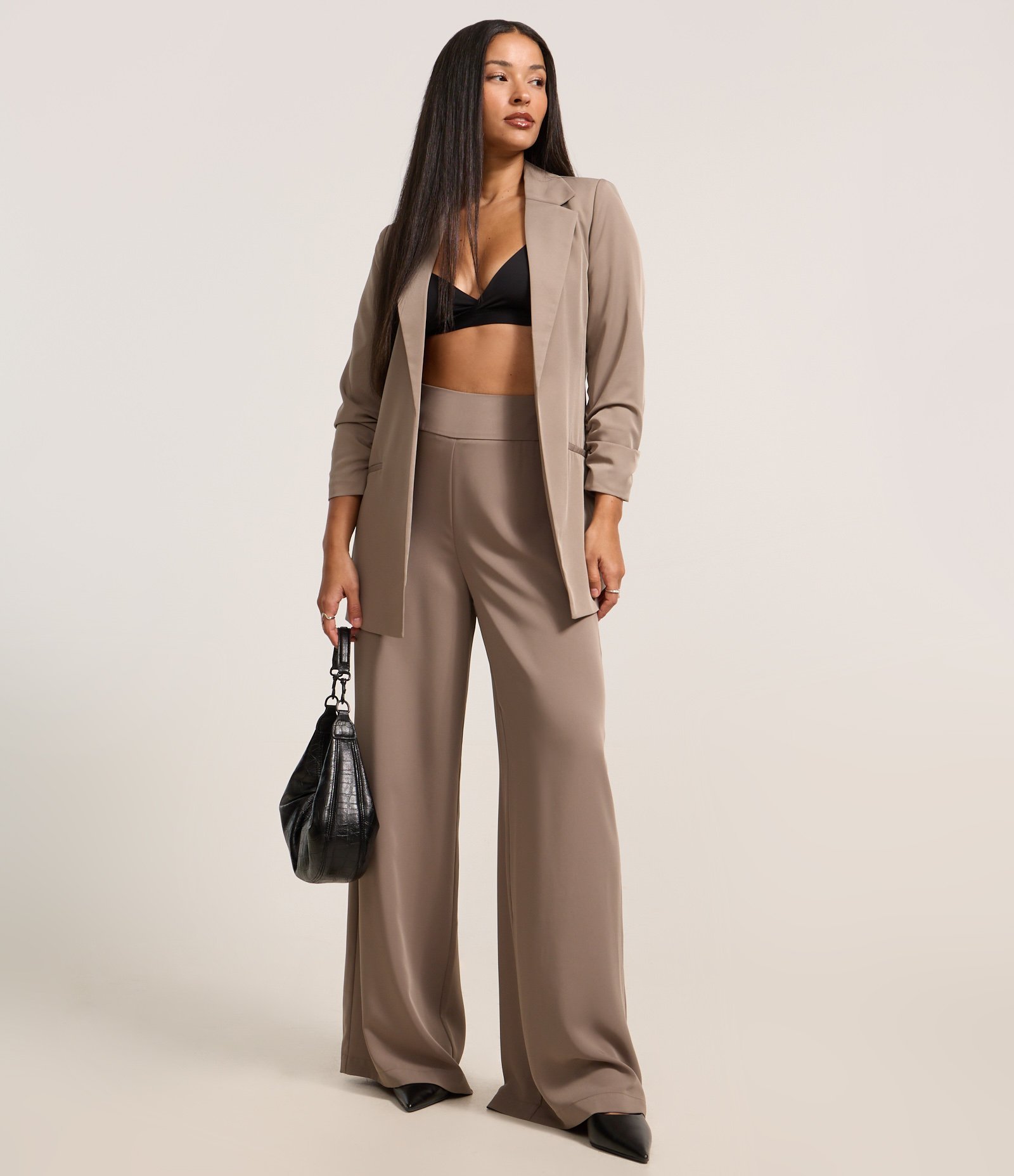 Blazer Alongado de Alfaiataria em Crepe com Franzido nas Mangas 2