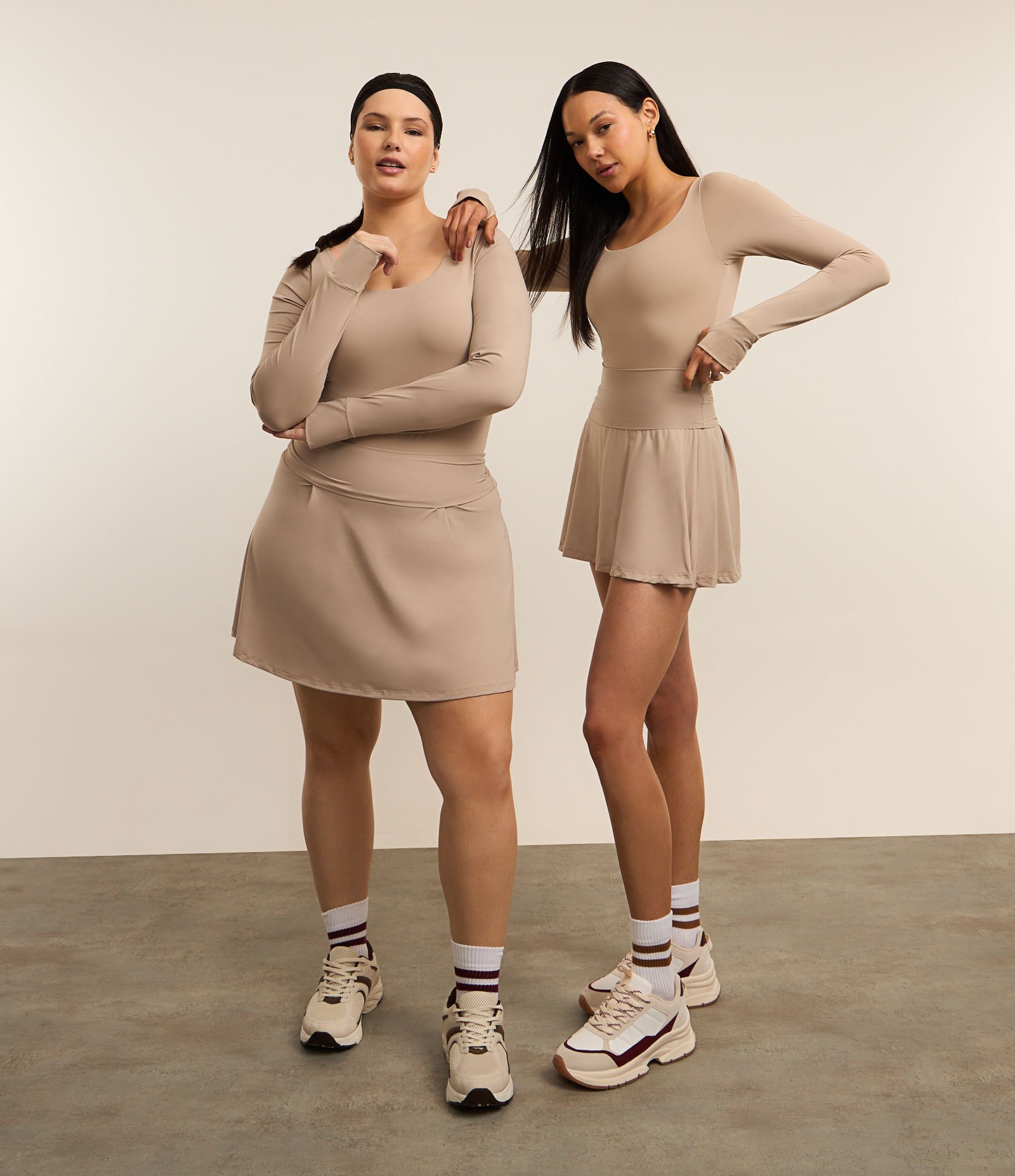 Short Saia Esportivo em Microfibra Leve com Cós Largo Bege 2