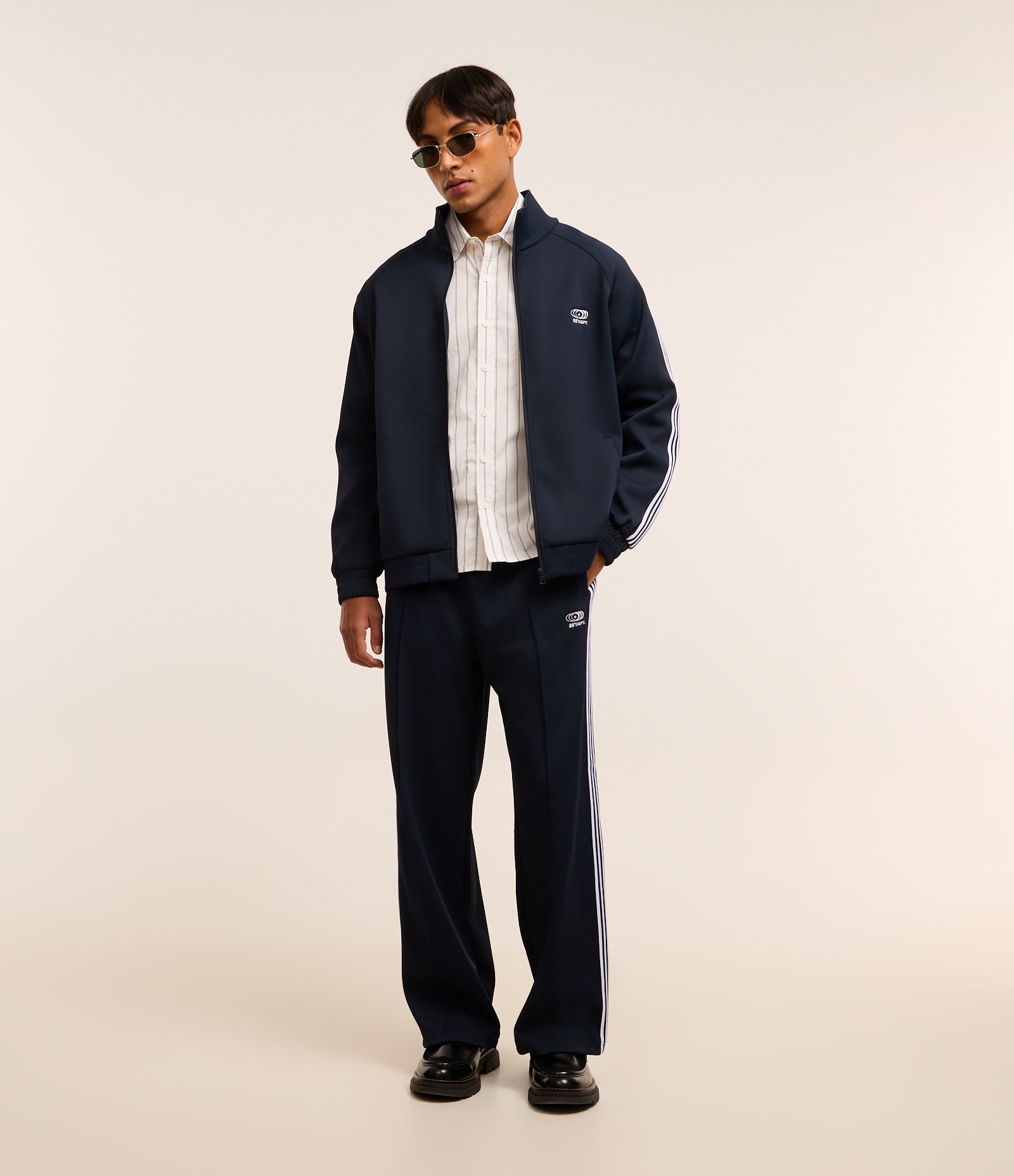 Casaco em Helanca com Bordado Localizado e Listras Contrastantes Azul 5