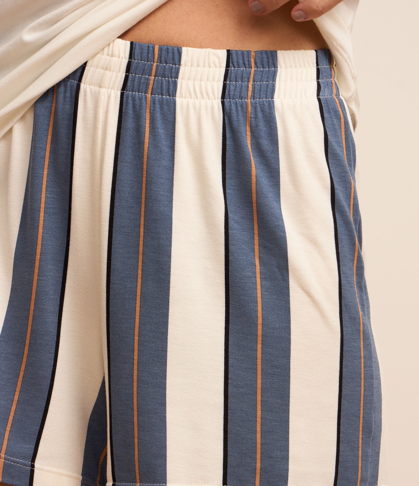 Pijama Short Doll em Viscose com Estampa Visualize e Short Listrado Branco/Azul 4