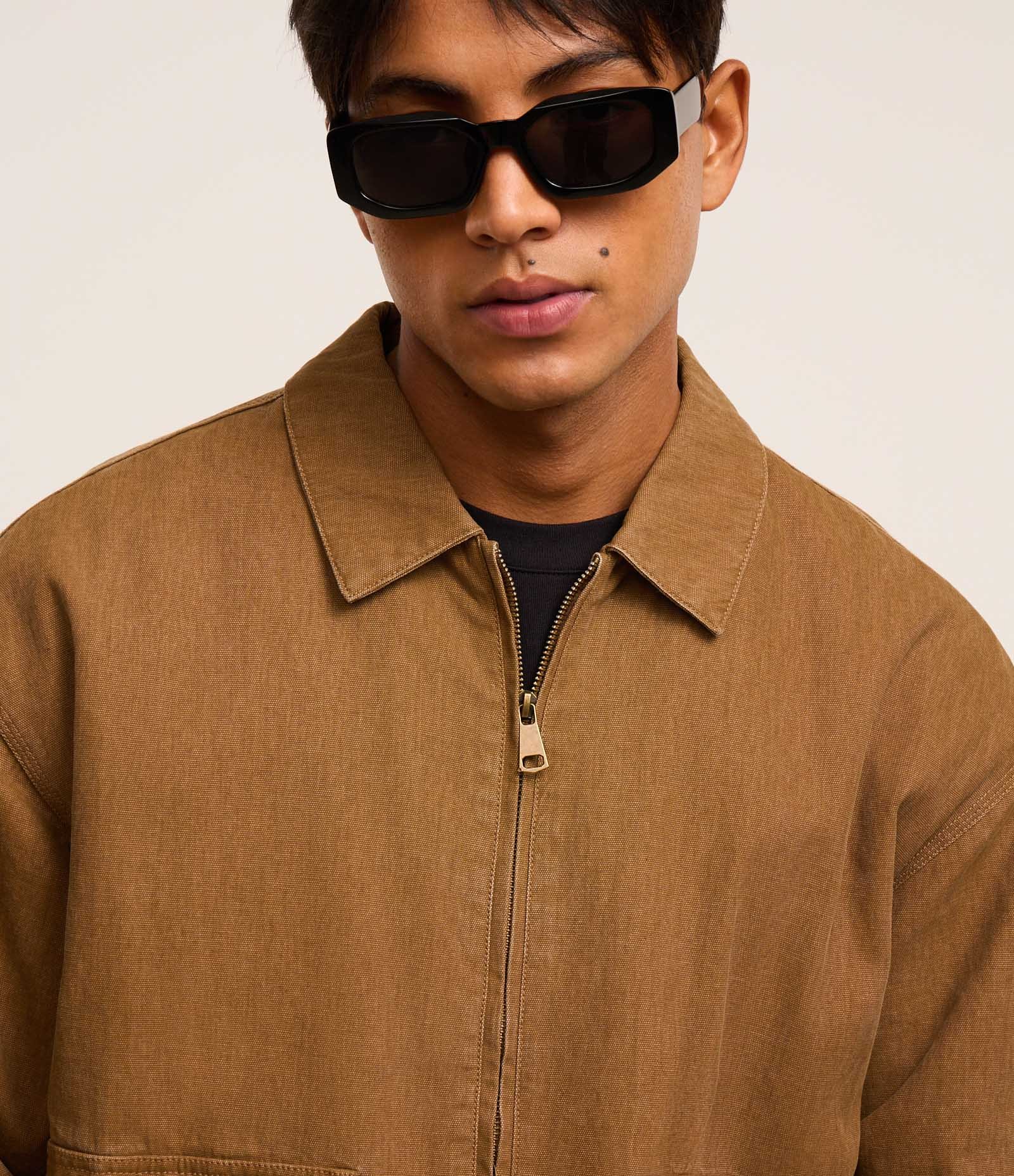 Jaqueta Bomber em Sarja com Bolsos Cargo Marrom 6