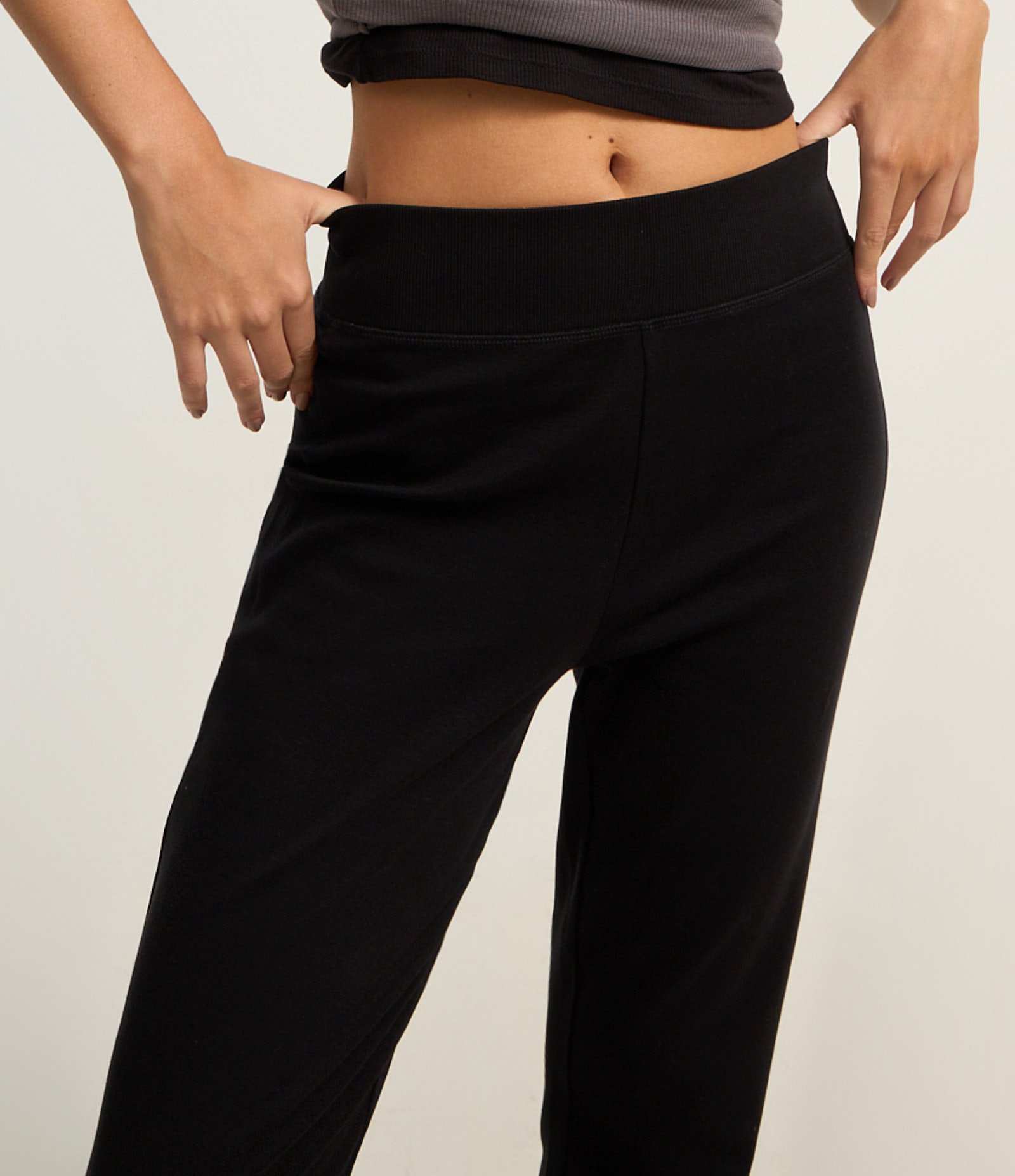 Calça Flare em Cotton Básica Preto 4