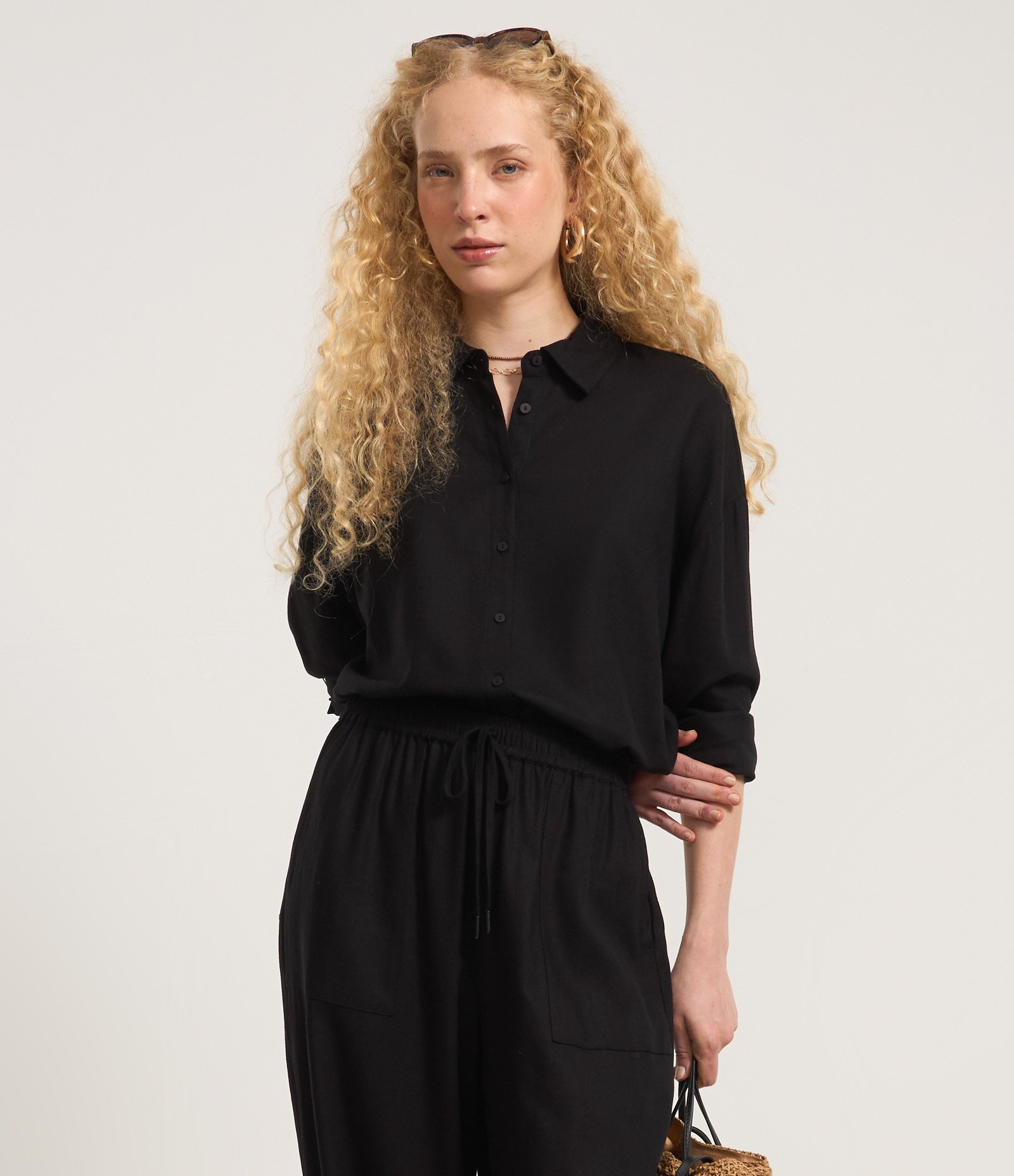 Camisa Alongada em Viscose e Linho com Botões 3