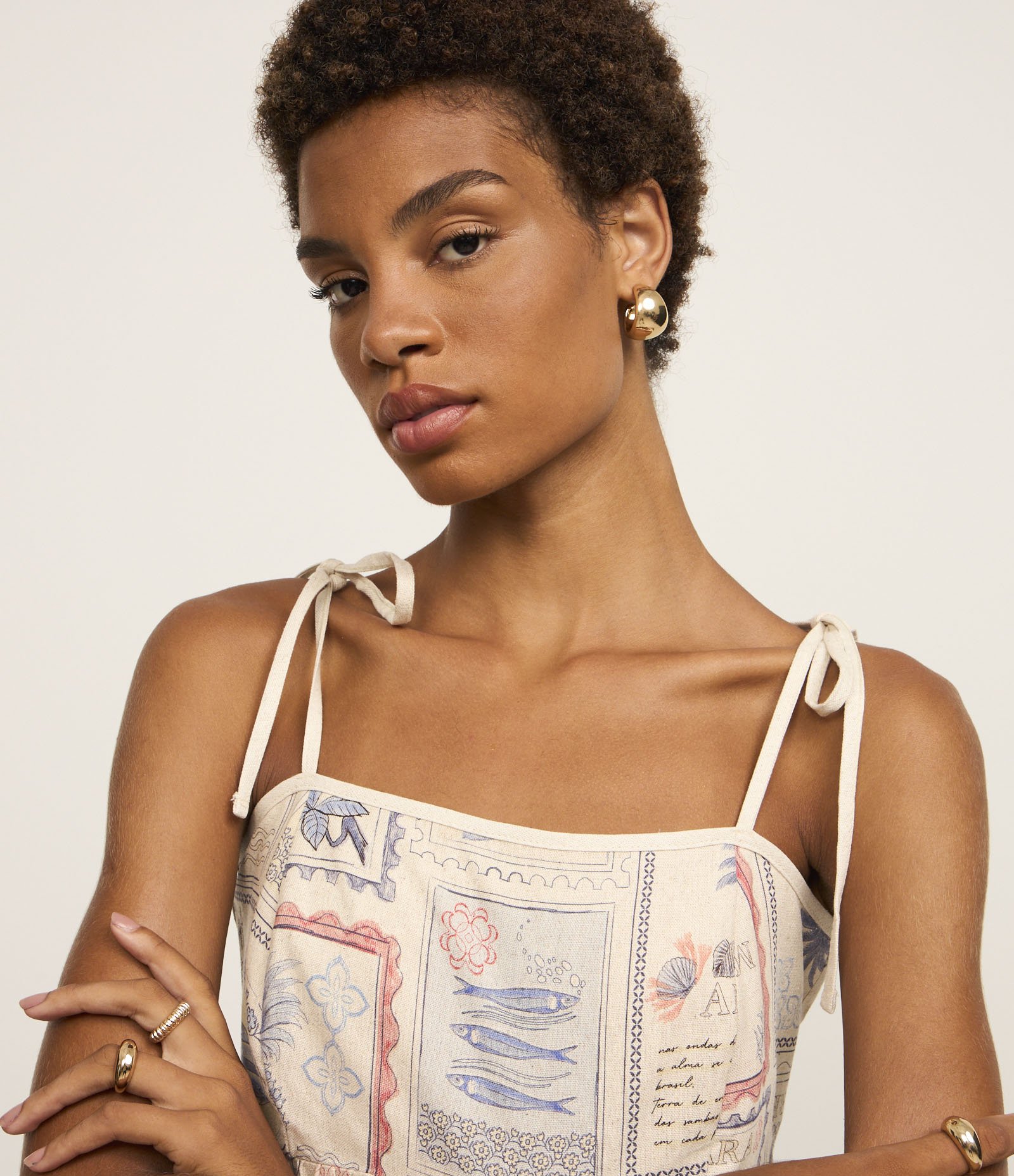 Blusa com Linho Alcinhas e Estampa de Selos do Mar Off White 4