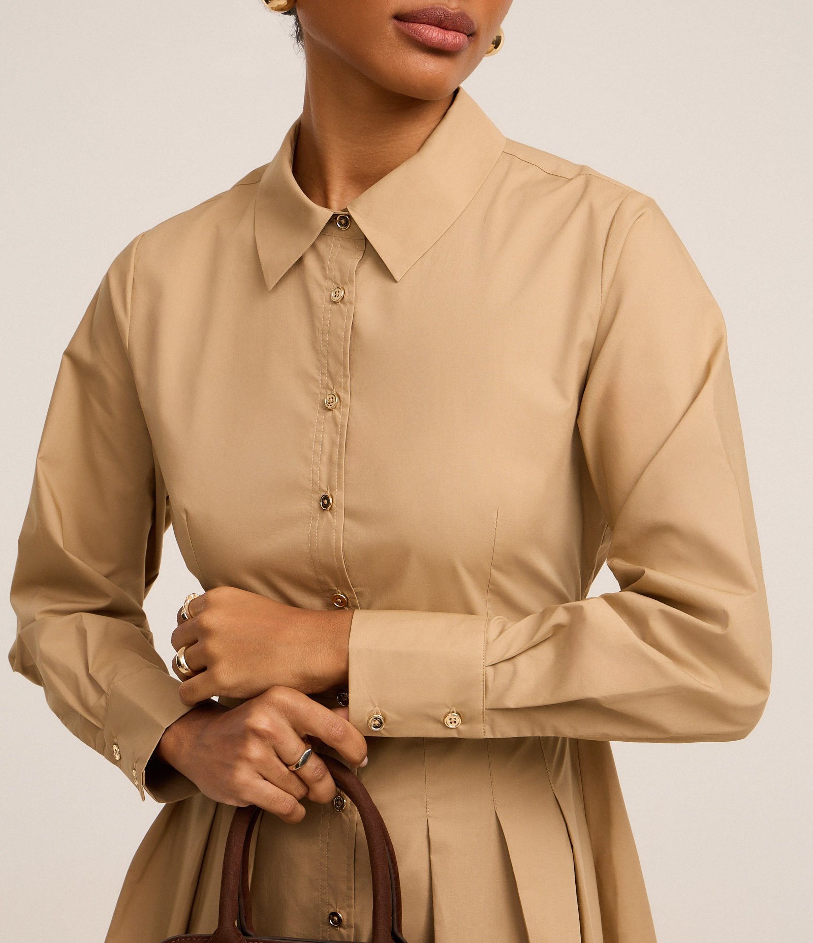 Vestido Chemise Curto com Pregas Frontais Bege 3