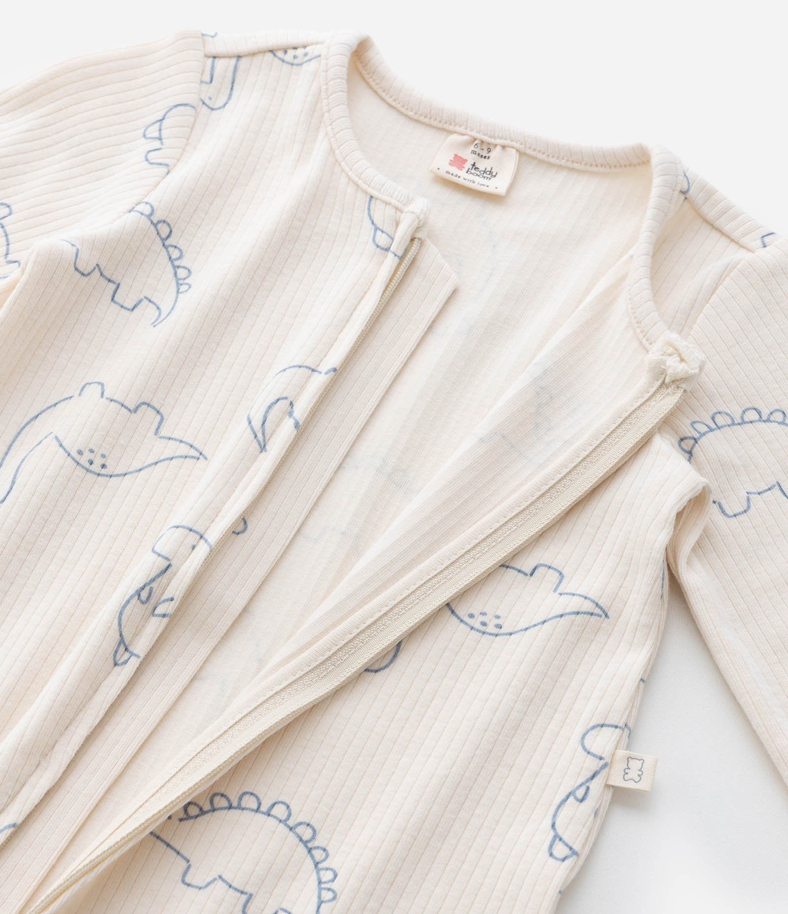 Macacão Infantil Canelado com Estampa Dinos - Tam RN a 18 meses Bege 7