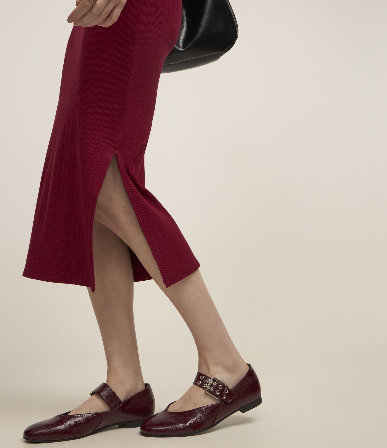 Vestido Midi Canelado em Ribana com Gola Altinha Vermelho 4