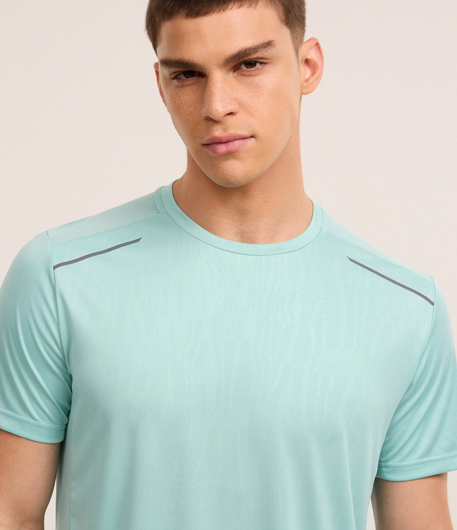 Camiseta Esportiva Tecnologia Dry com Estampa Heat Print Verde Água 4