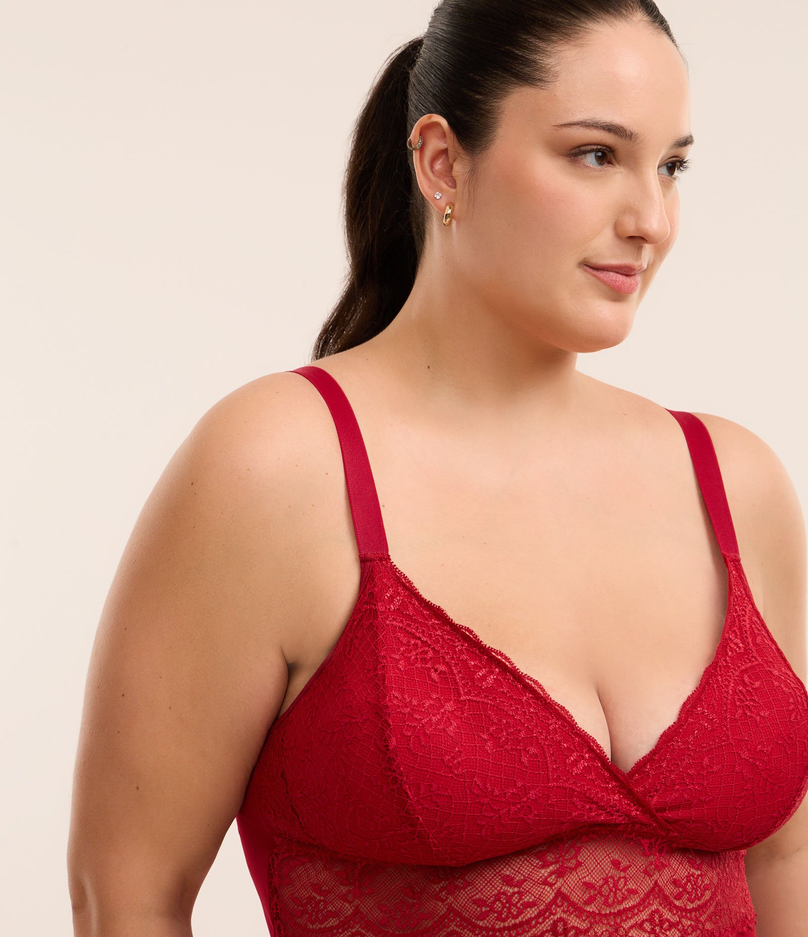 Camisola Liganete Renda e Bojo Removível Curve & Plus Size Vermelho 4