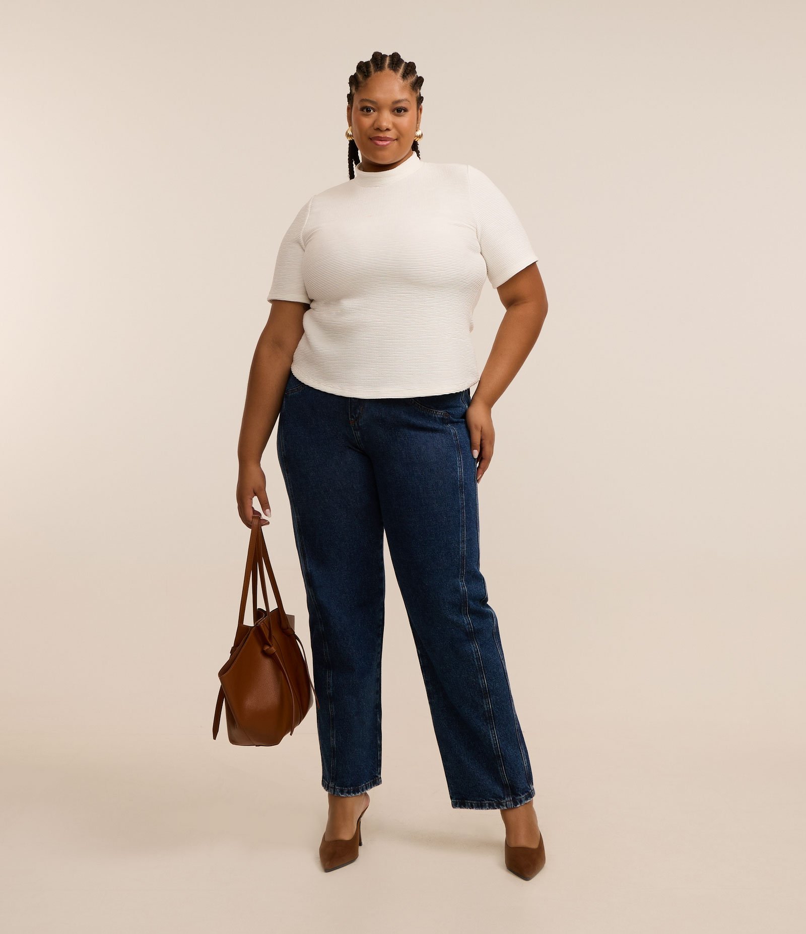 Camiseta Texturizada com Gola Altinha Curve & Plus Size Off White 3