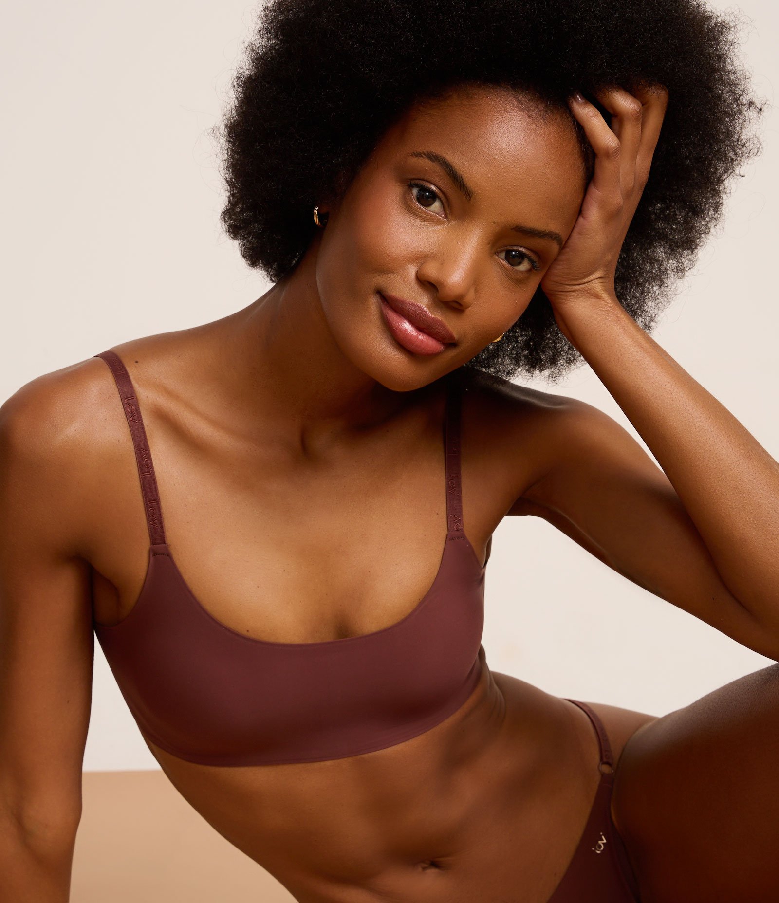 Sutiã Top em Microfibra Leve com Bojo Removível Marrom 1