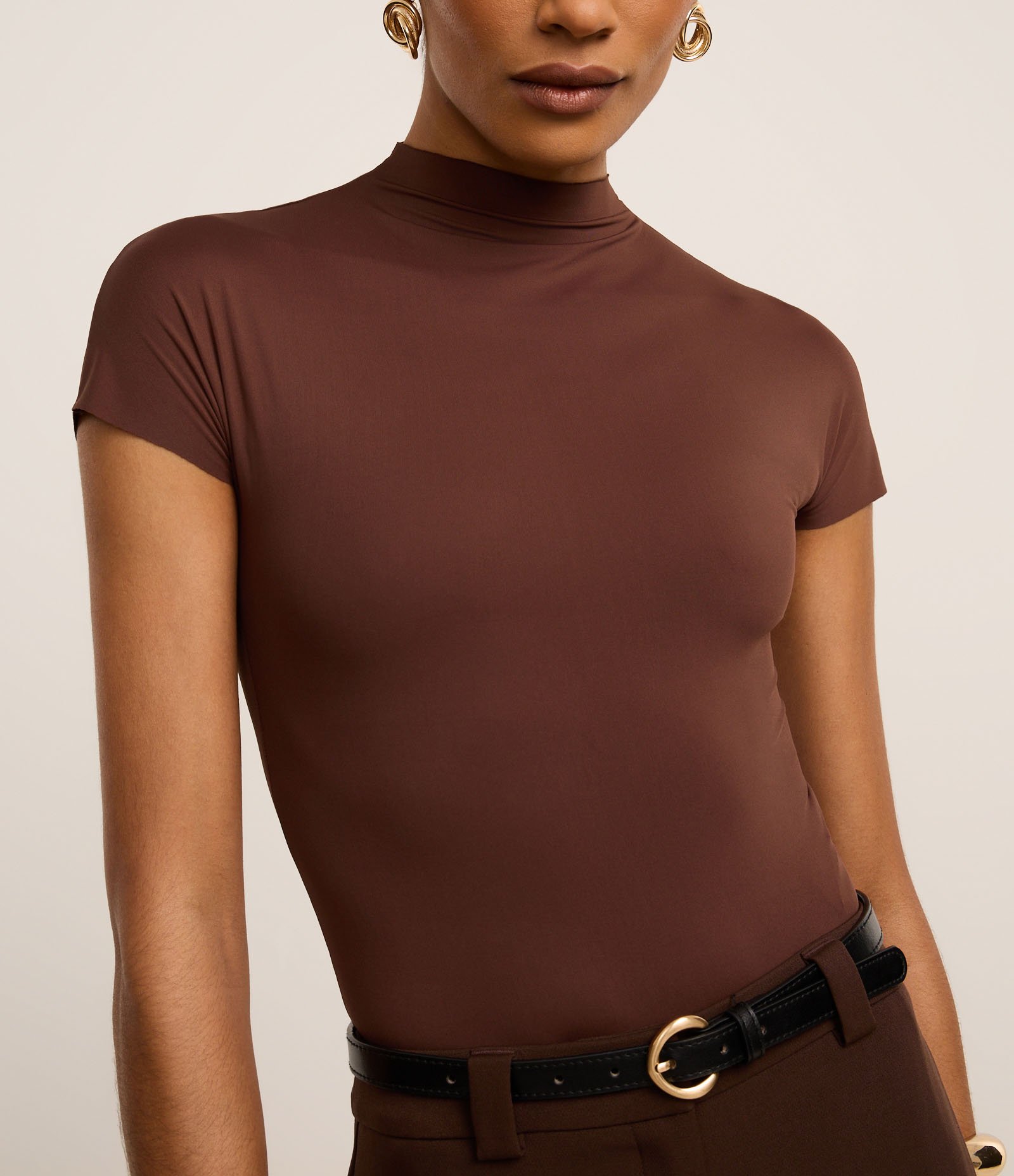 Body em Microfibra com Golinha Média Marrom Café 4