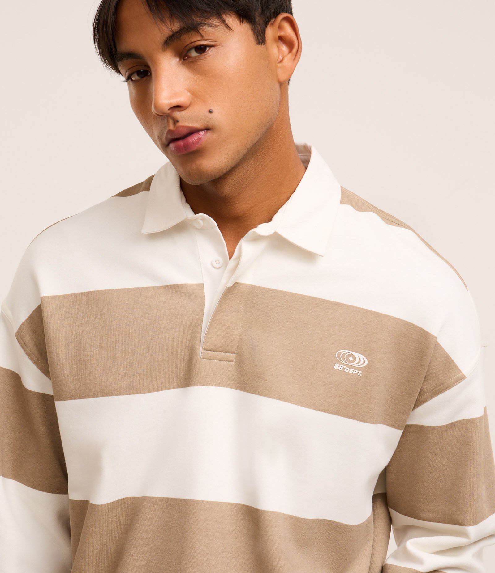 Camisa Polo em Algodão com Estampa de Listras e Lettering Bege 6