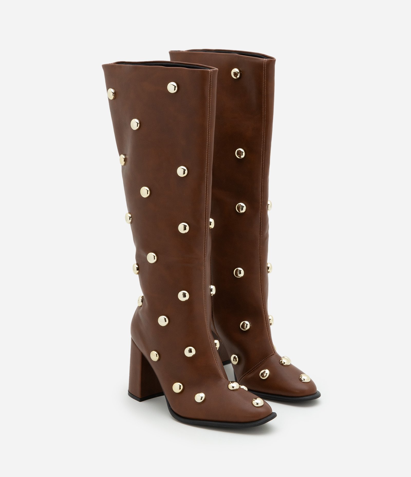 Bota Cano Médio com Tachas Aplicadas Marrom Caramelo 2