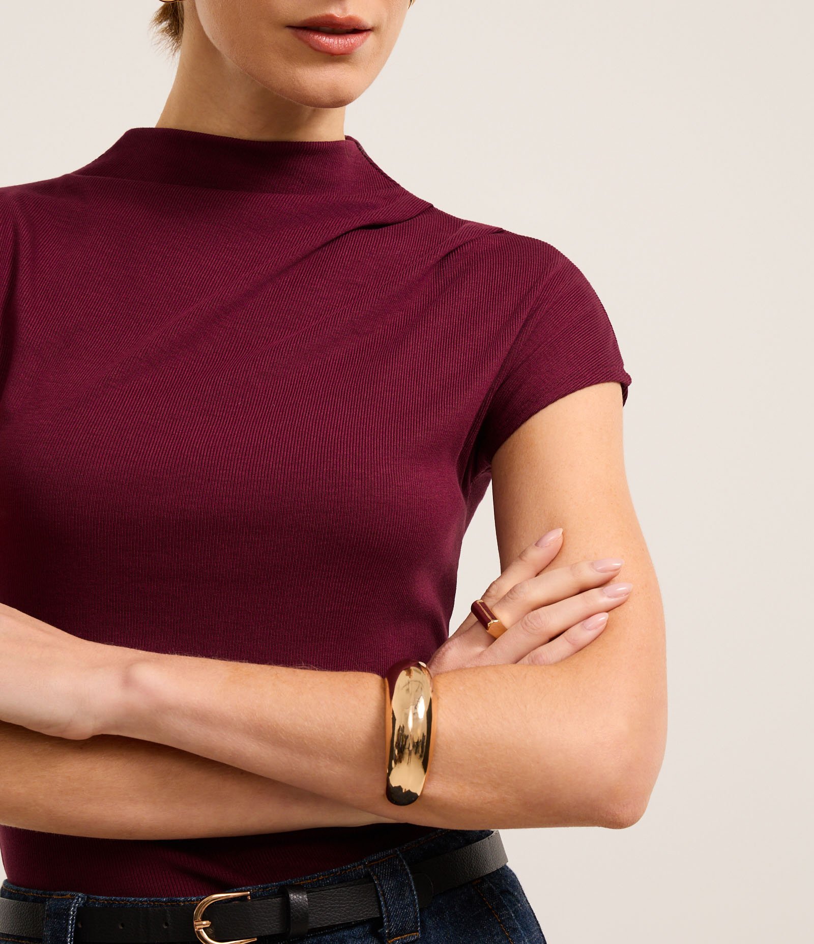 Blusa em Viscose Seamless com Golinha Alta Vinho 3