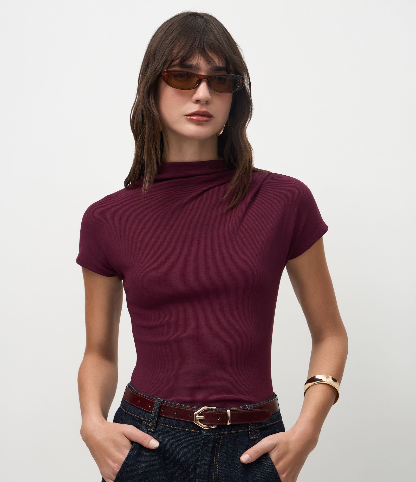 Blusa em Viscose Seamless com Golinha Alta Vinho 5