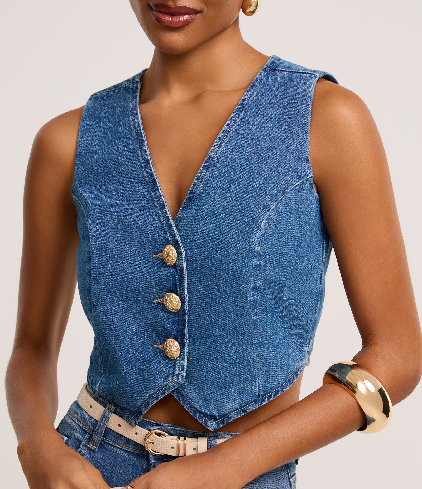 Colete em Jeans com Botões e Barra em V Azul Médio 1