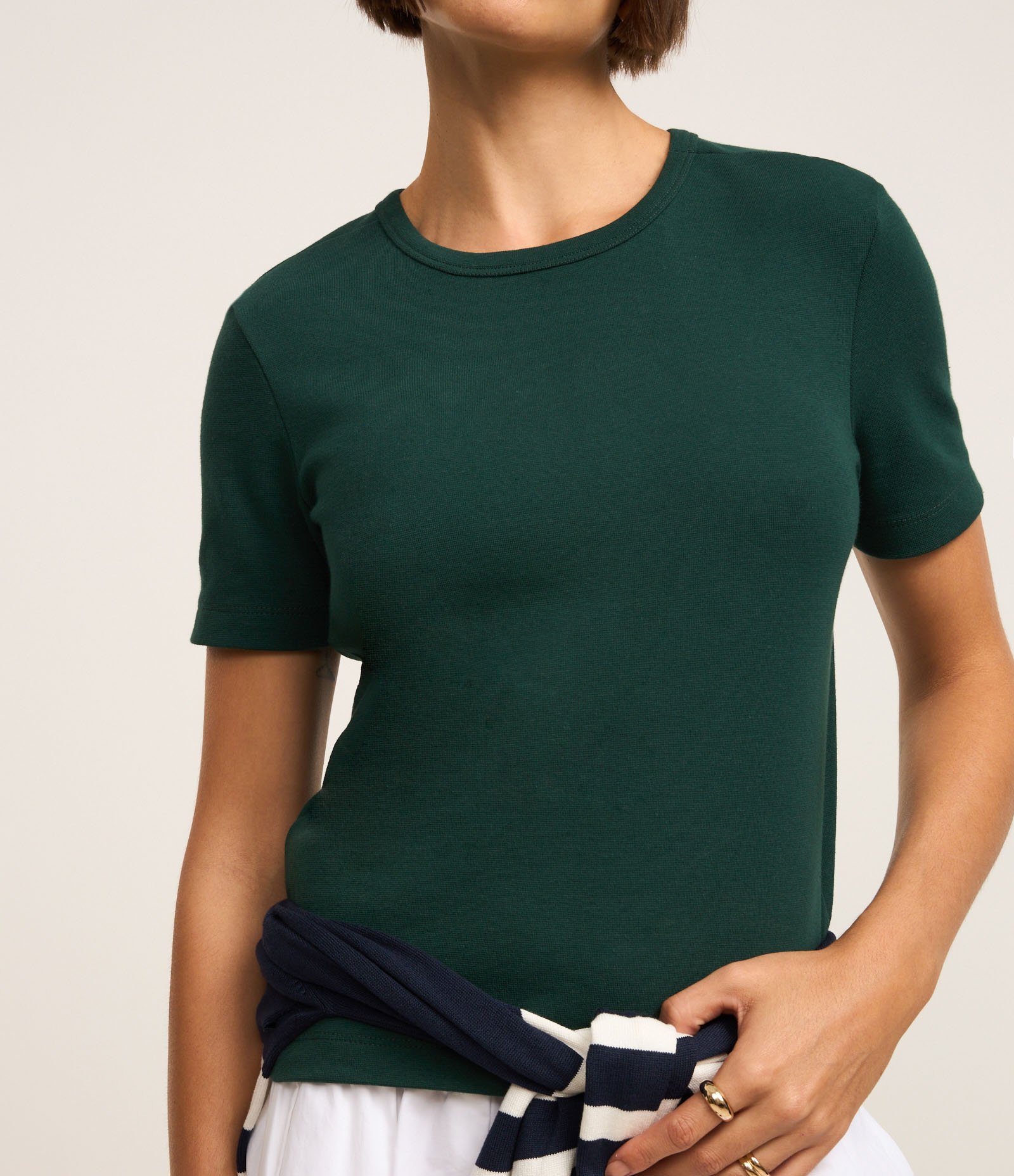 Blusa Básica Ajustada em Ribana com Gola Redonda Verde 4