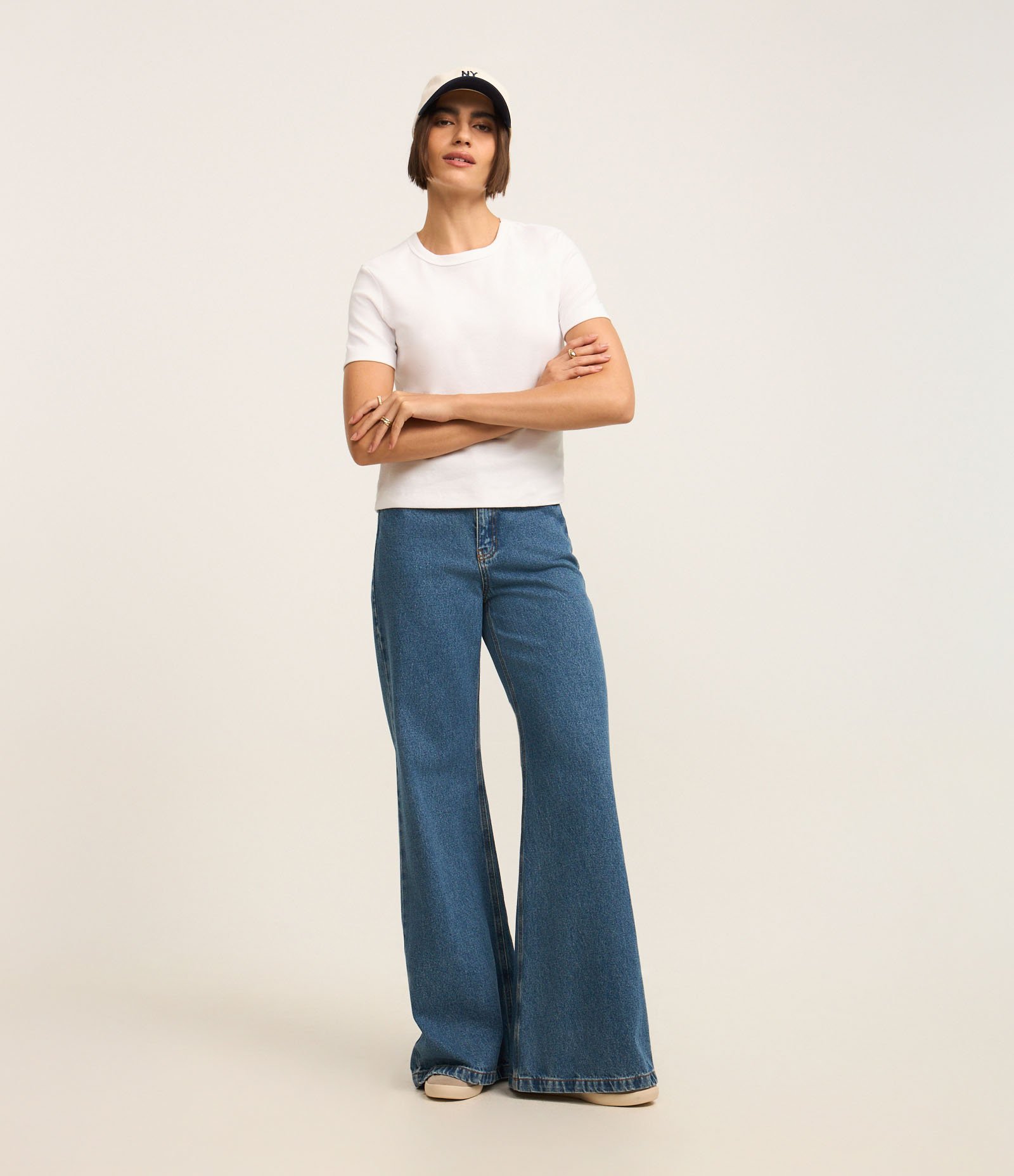 Blusa Básica Ajustada em Ribana com Gola Redonda Branco 2