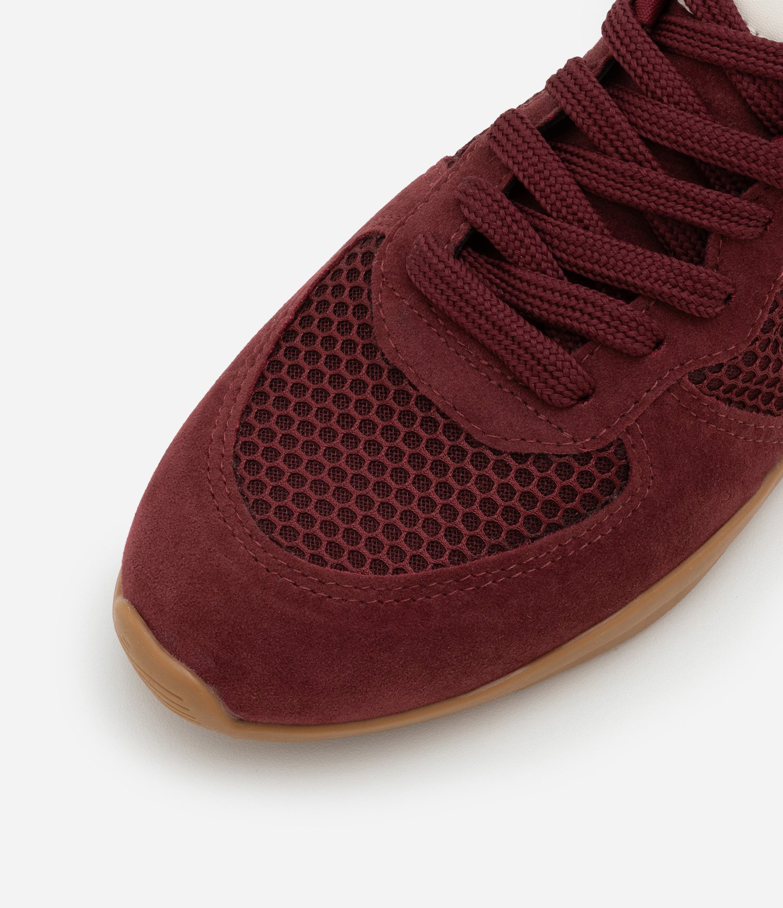 Tênis Chuteira em Camurça com Telinha e Detalhes Contrastantes Vermelho 4