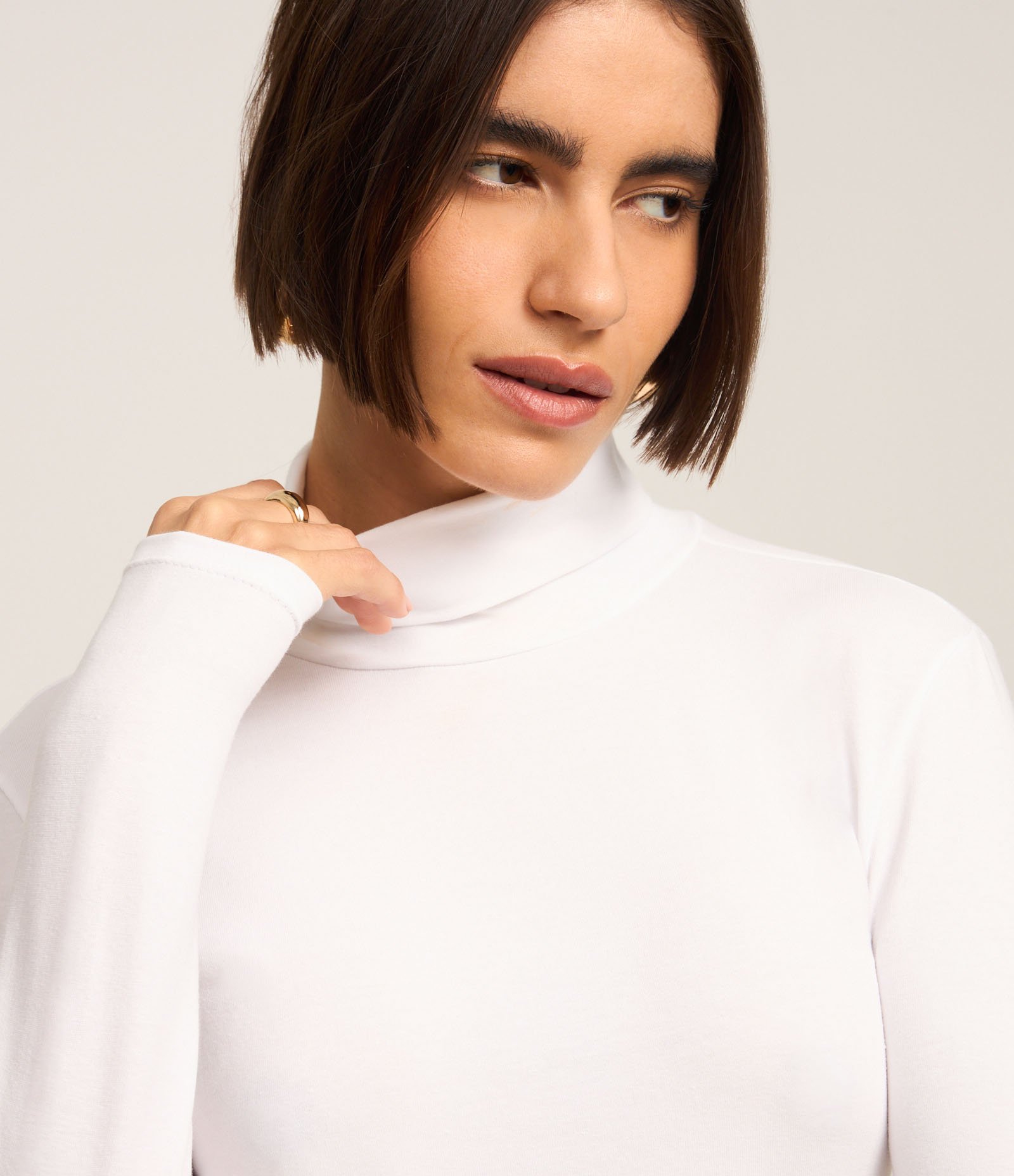 Blusa em Algodão com Golinha Alta Branco 5