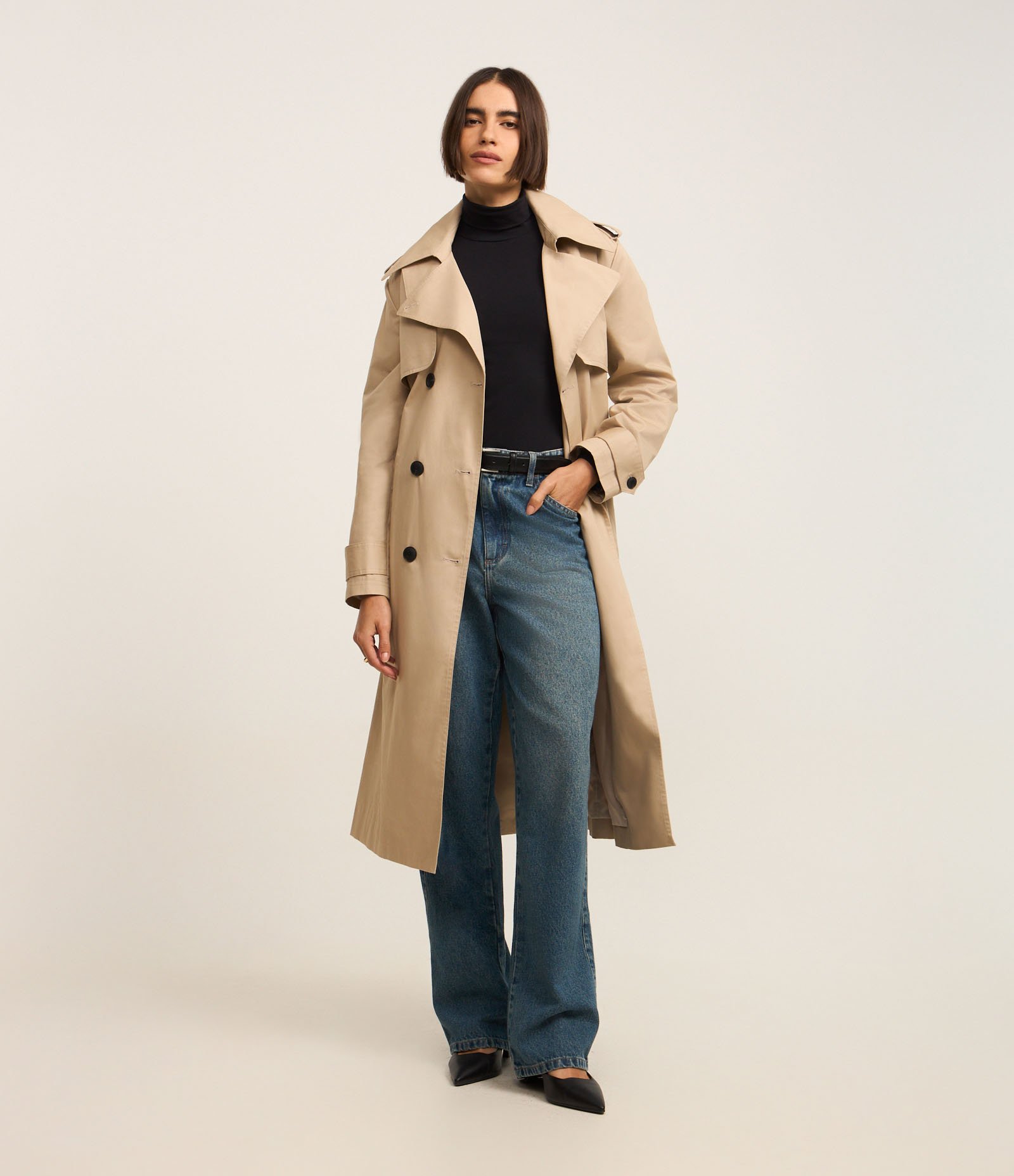 Blusa em Algodão com Golinha Alta Preto 3