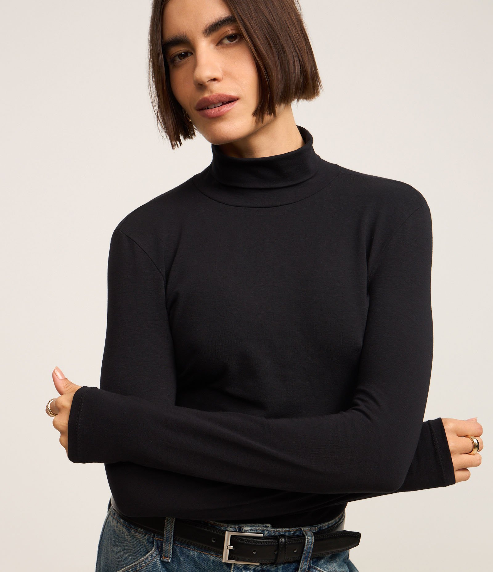 Blusa em Algodão com Golinha Alta Preto 5