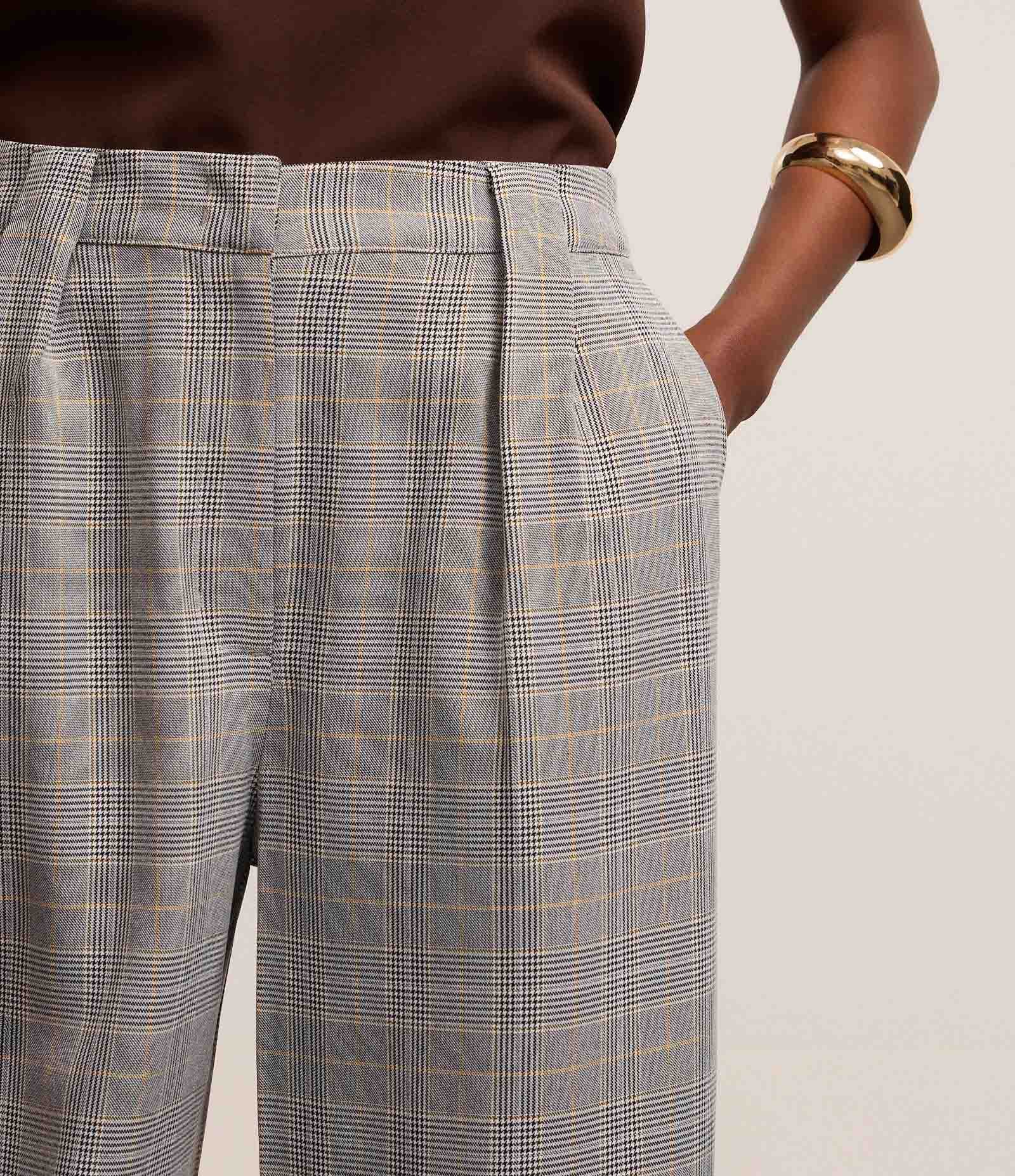 Calça Reta Alfaiatada com Estampa Xadrez Príncipe de Gales Cinza 5